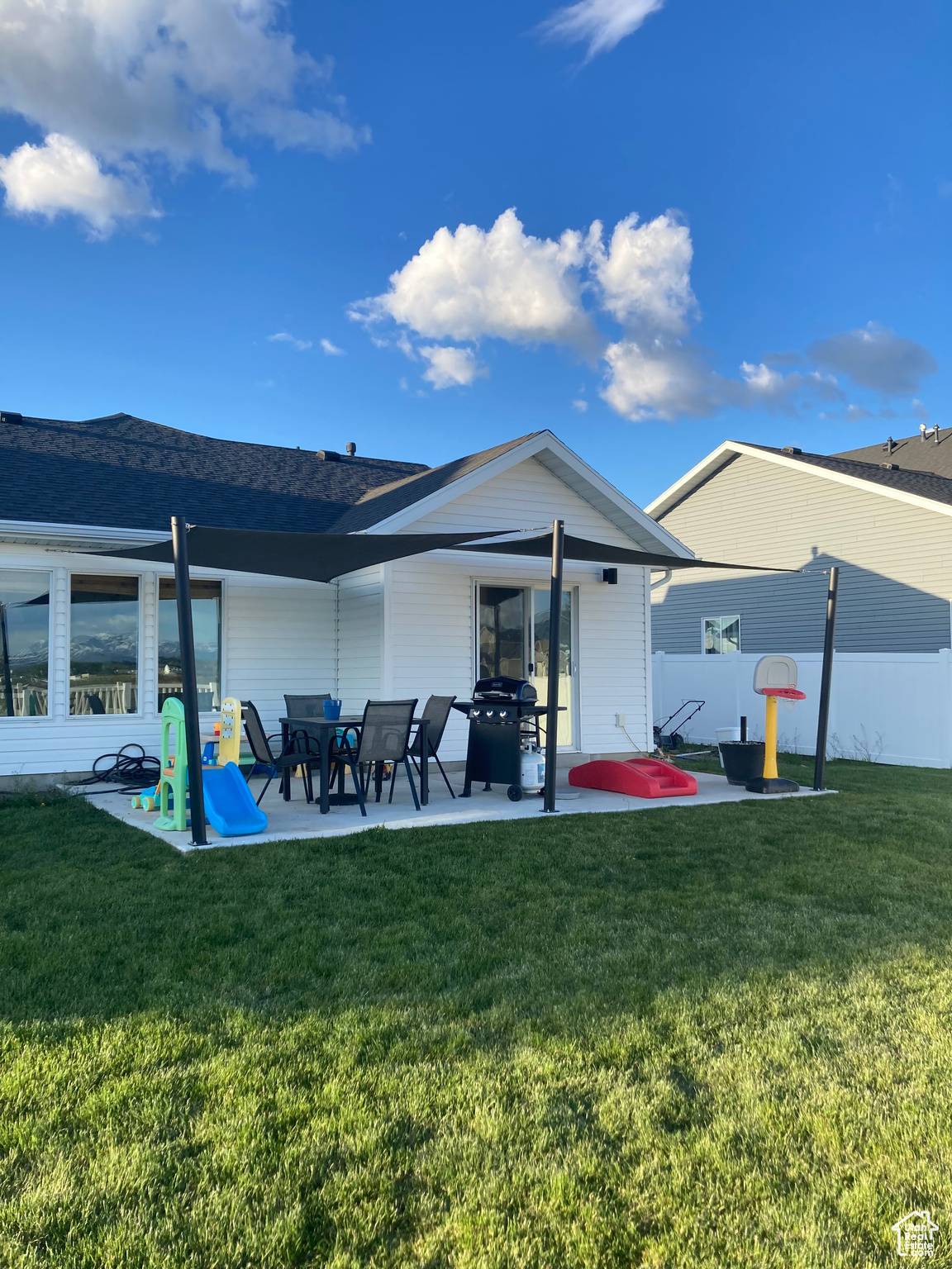 Nibley, UT 84321,1374 W 3410 S