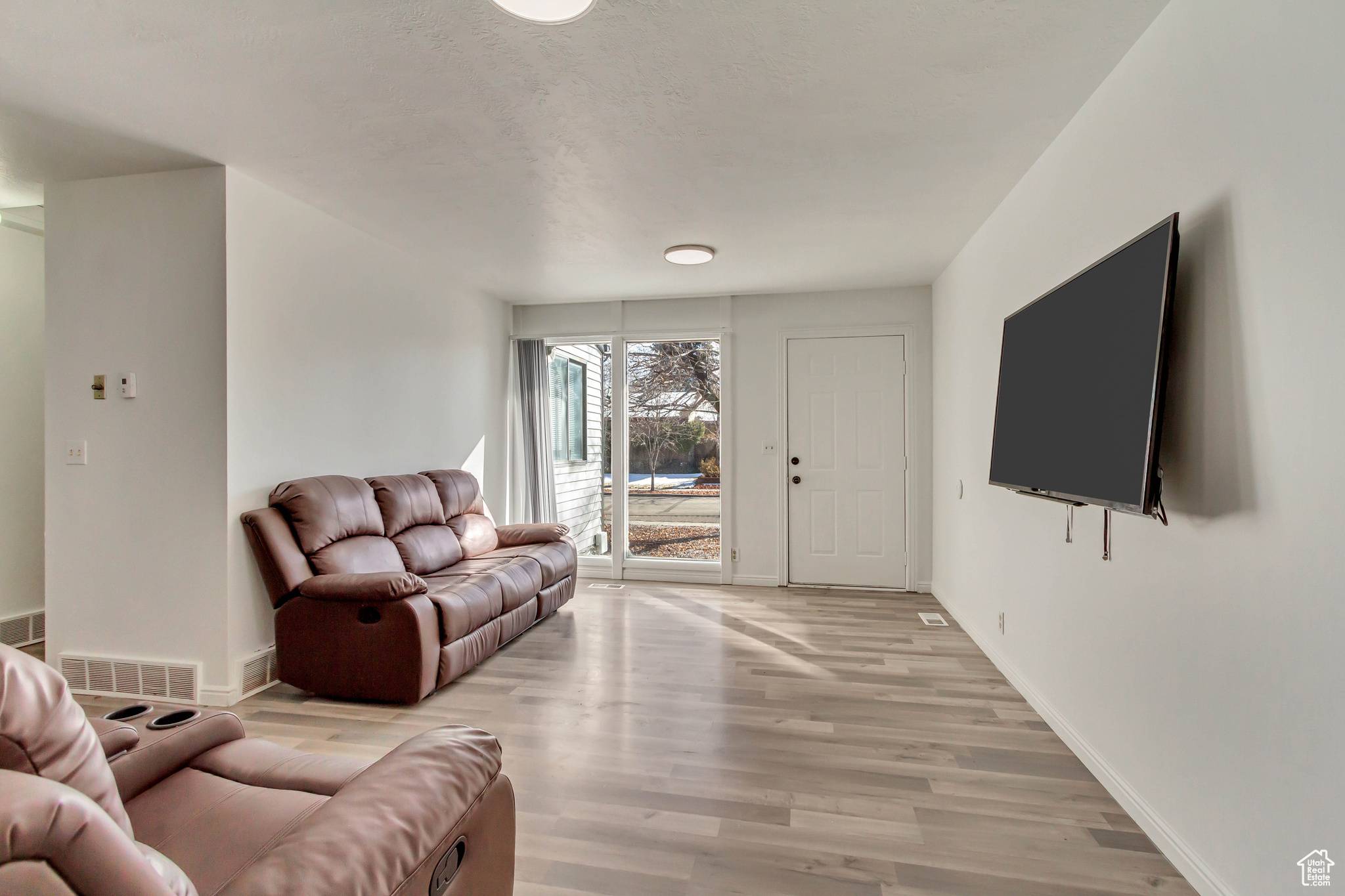 Taylorsville, UT 84129,3142 W HAVEA CIR