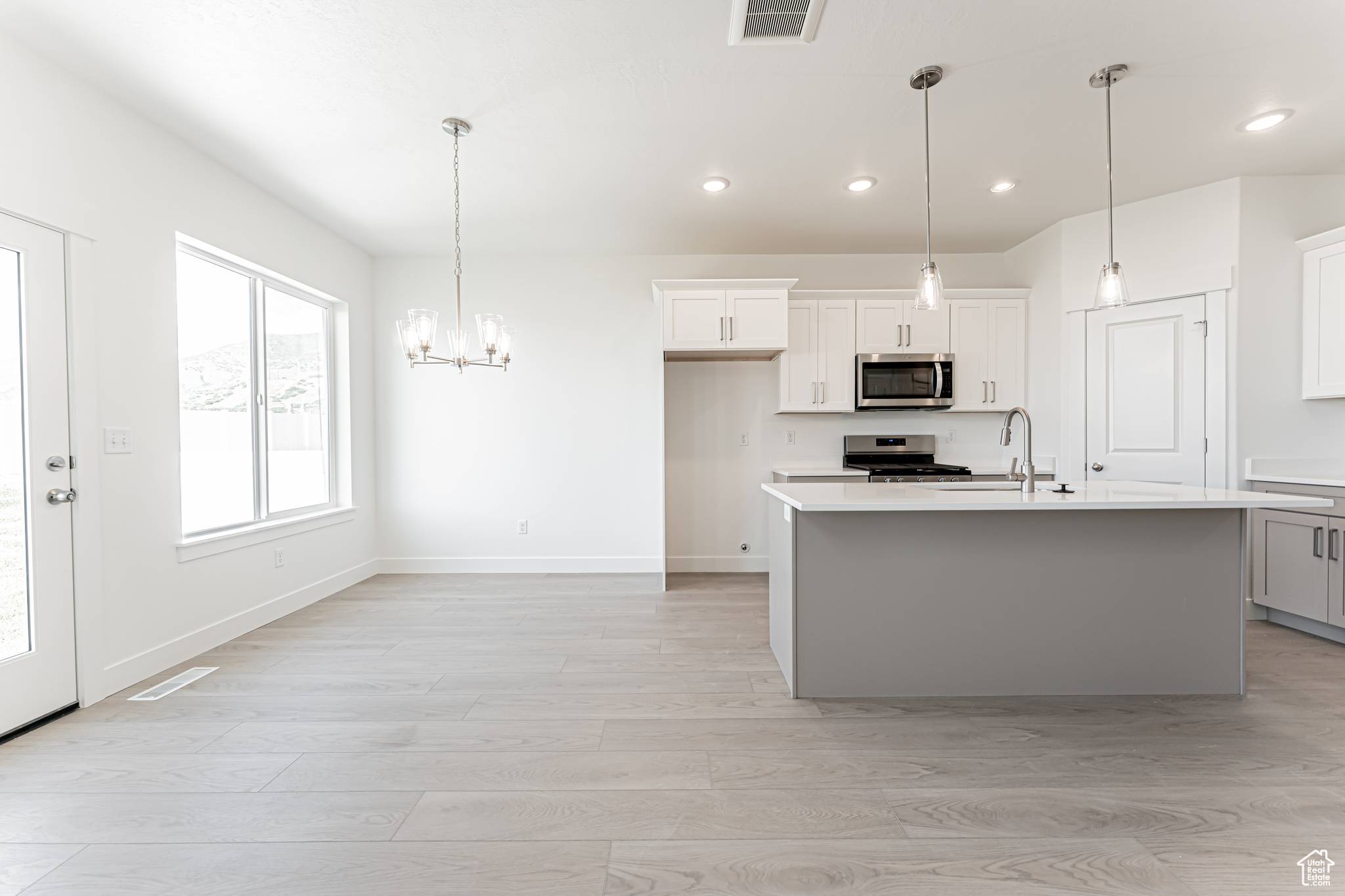 Mapleton, UT 84664,712 W 4500 S #304