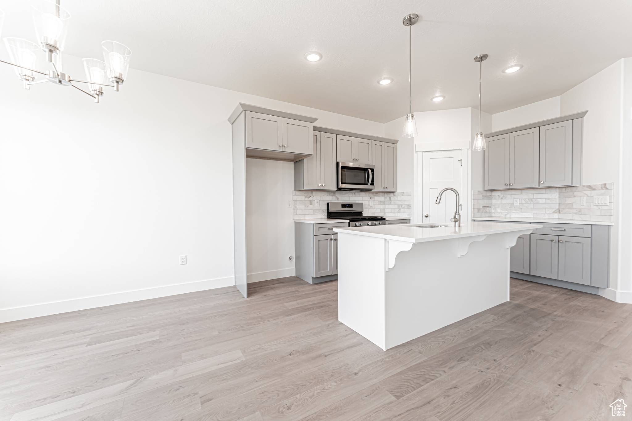 Mapleton, UT 84664,698 W 4500 S #309