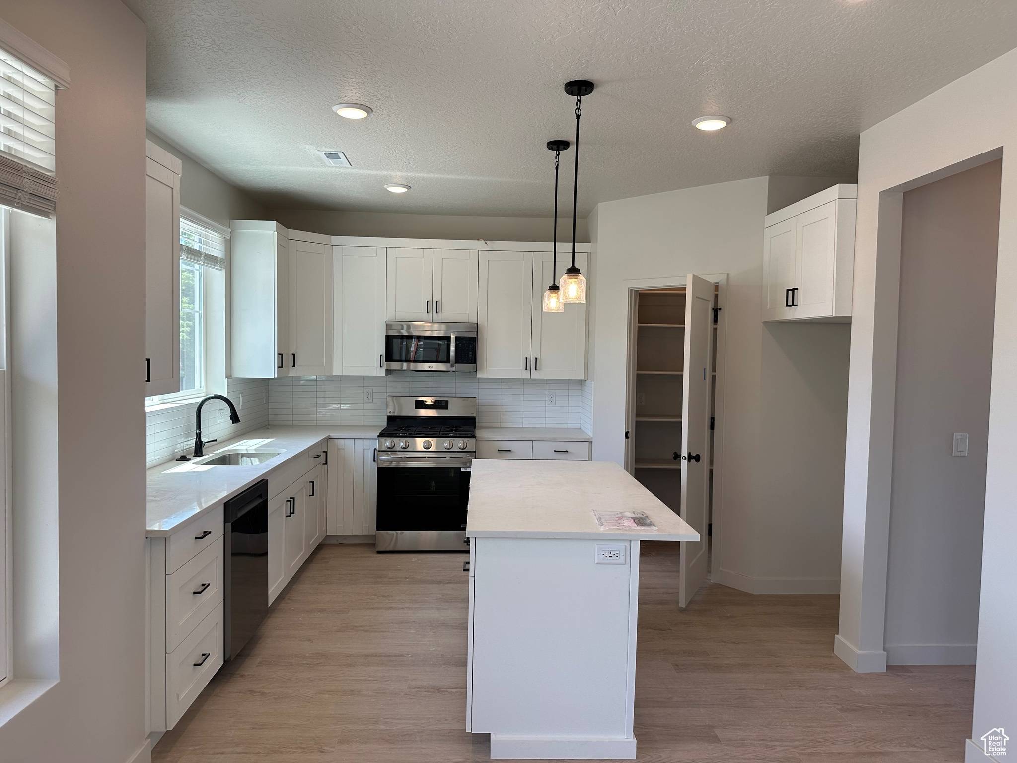 North Salt Lake, UT 84054,818 W 1100 N #140