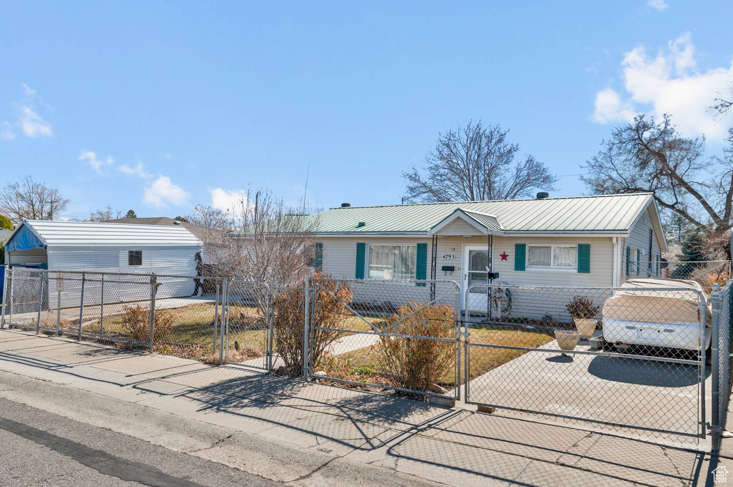 Kearns, UT 84118,4795 W 4925 ST S