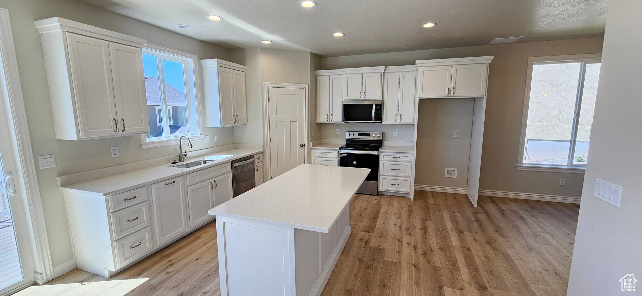 Eagle Mountain, UT 84005,3392 E STILLWATER