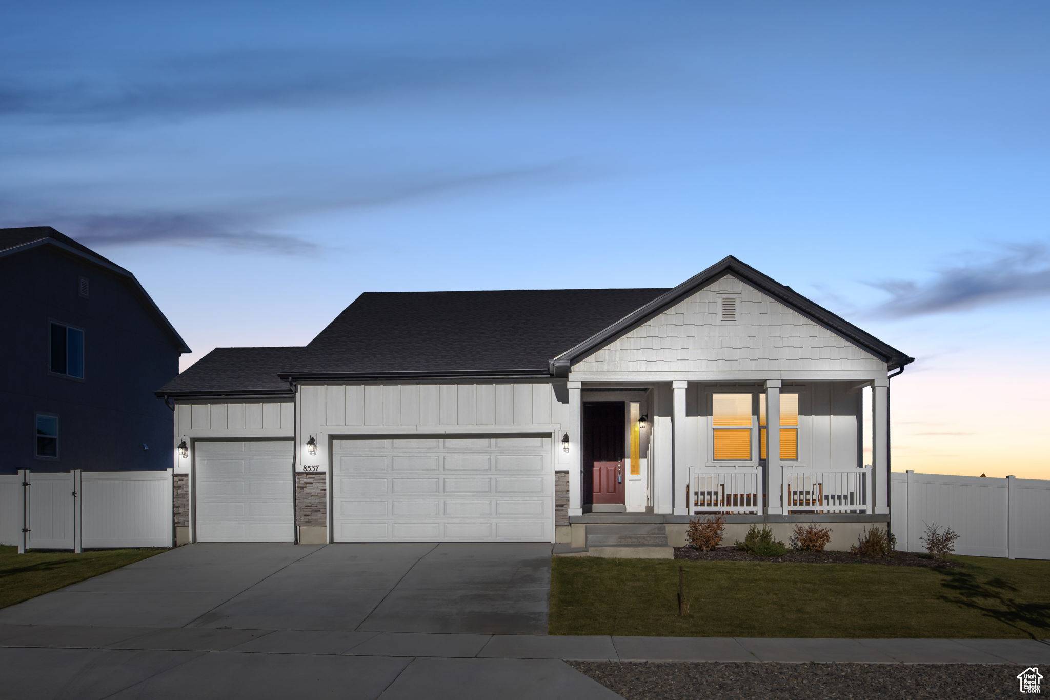 Lake Point, UT 84074,8537 N TIFFANY LN
