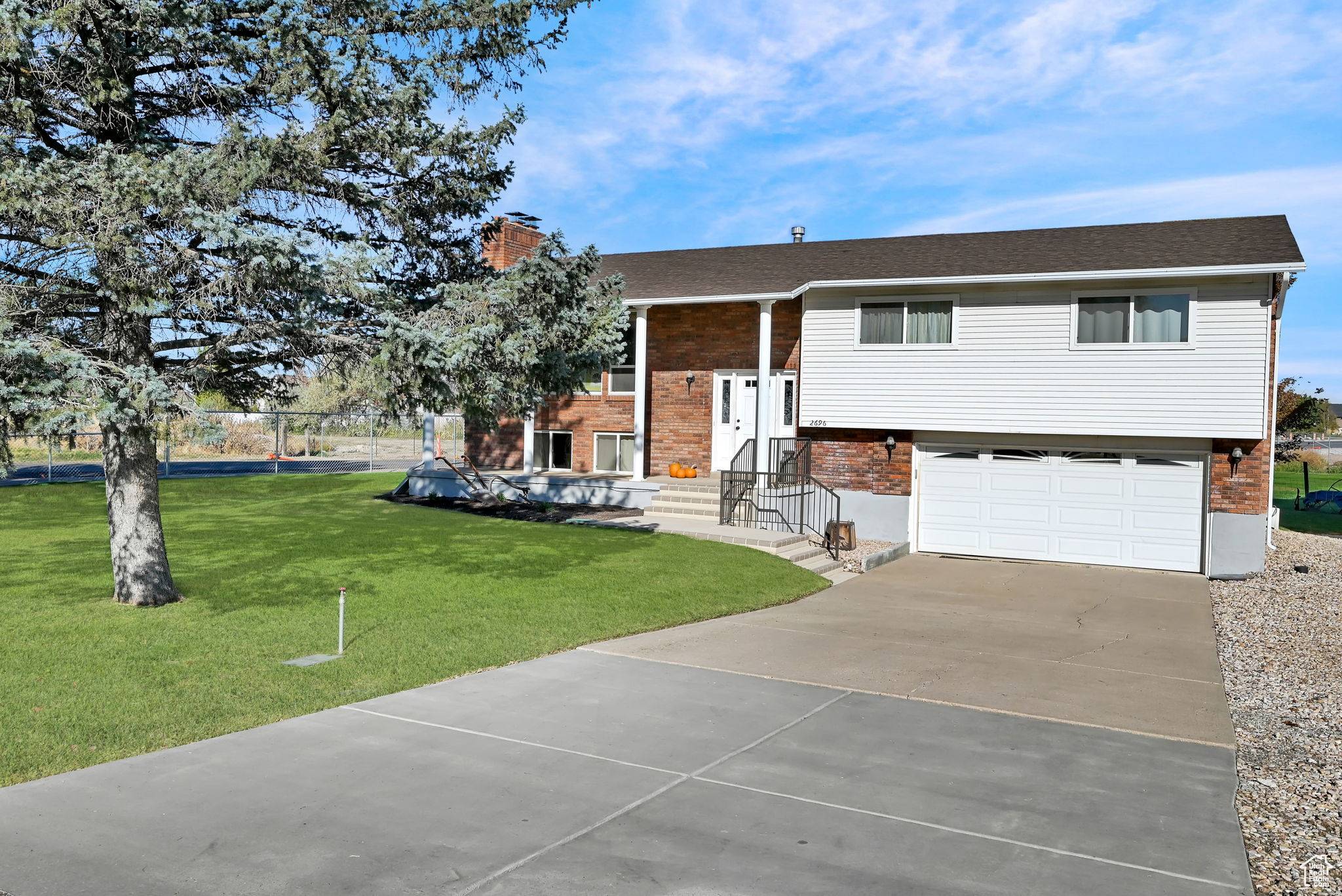 West Haven, UT 84401,2696 W 2200 S