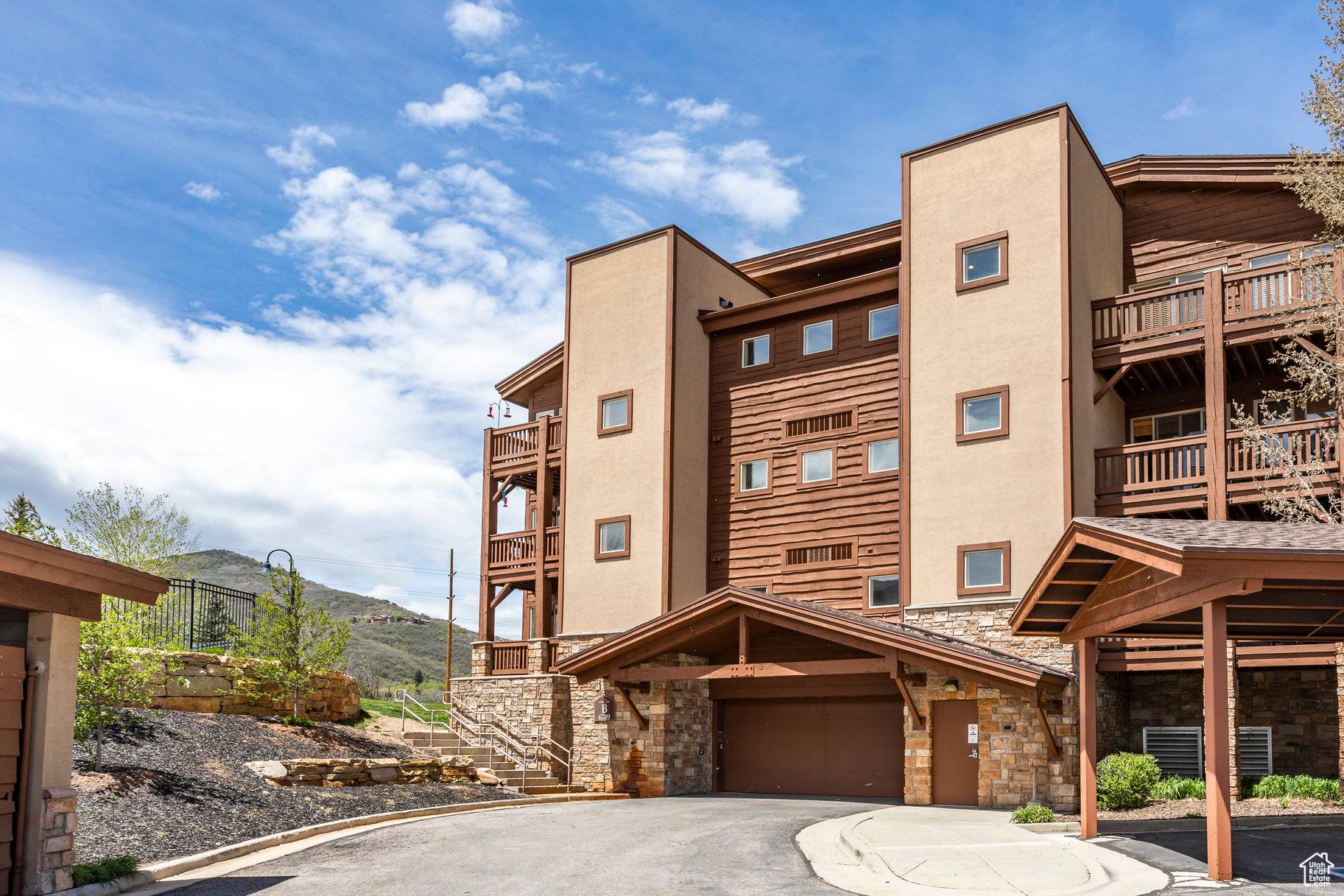 Park City, UT 84098,6749 N 2200 W #B-302