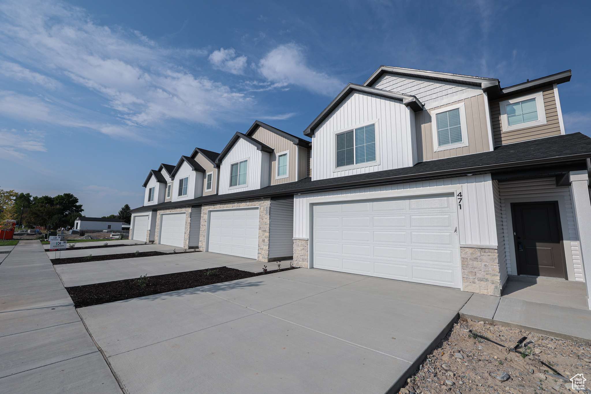 Smithfield, UT 84335,523 N 300 W