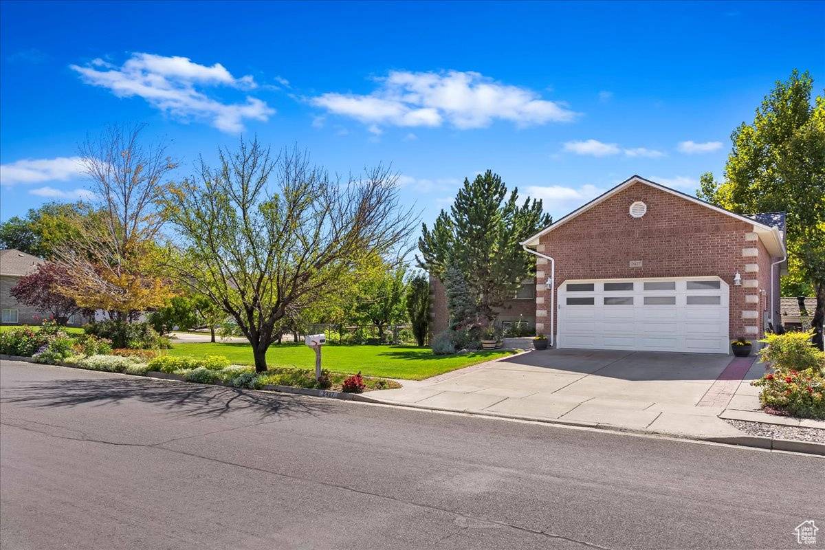 West Point, UT 84015,2427 W 550 N