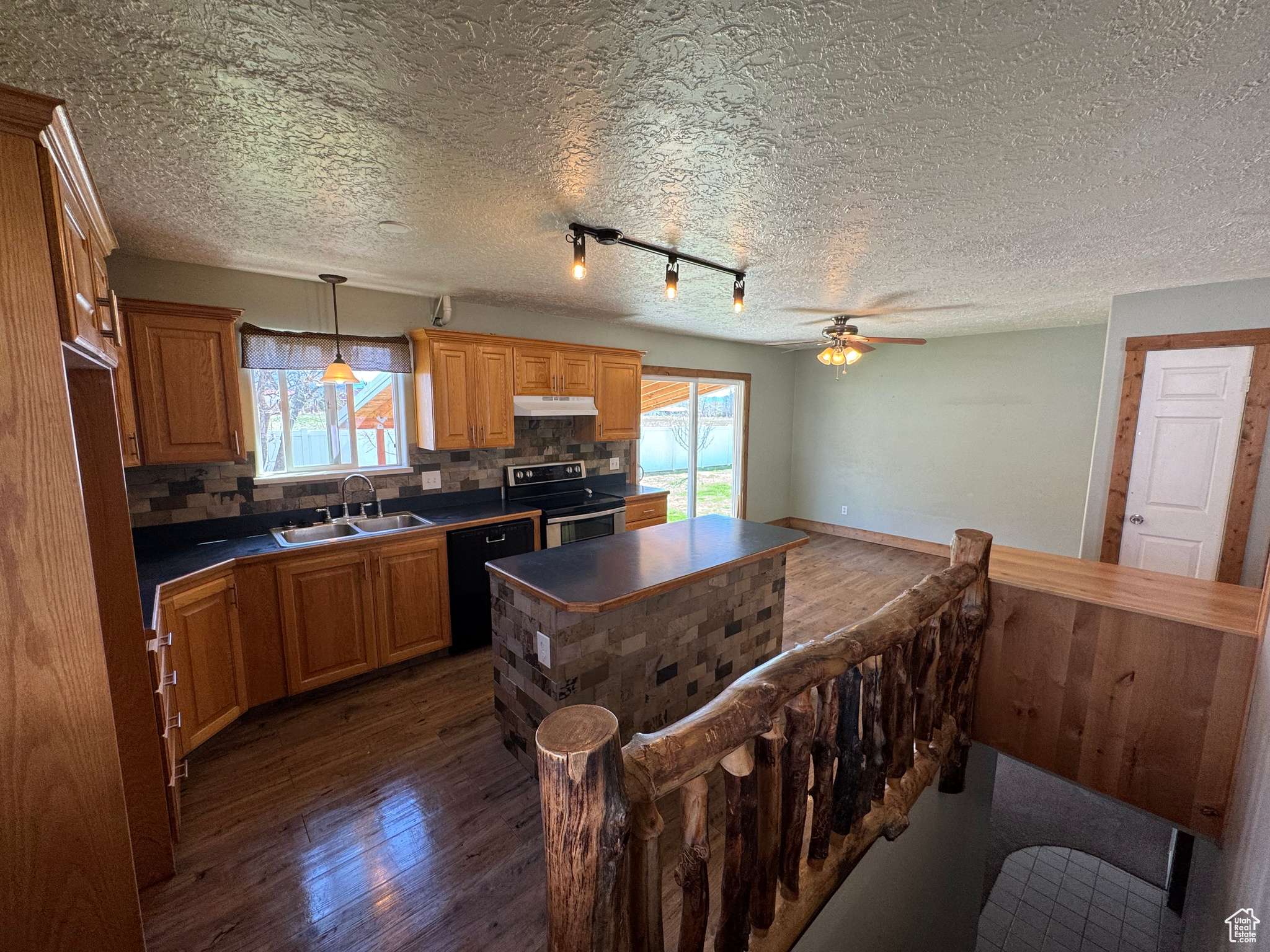 Ephraim, UT 84627,350 S 50 W