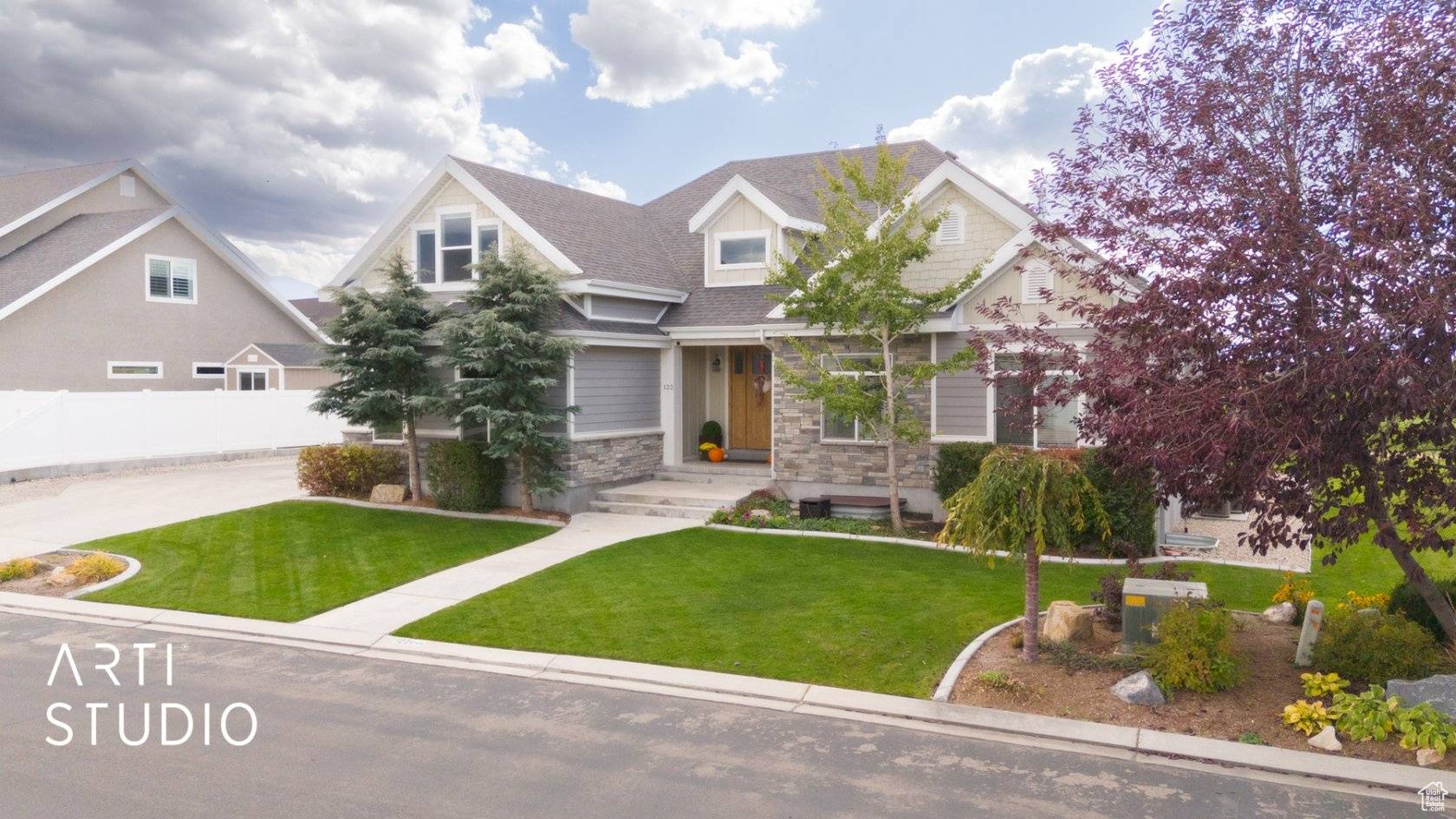 Vineyard, UT 84059,122 E LAKE VIEW DR