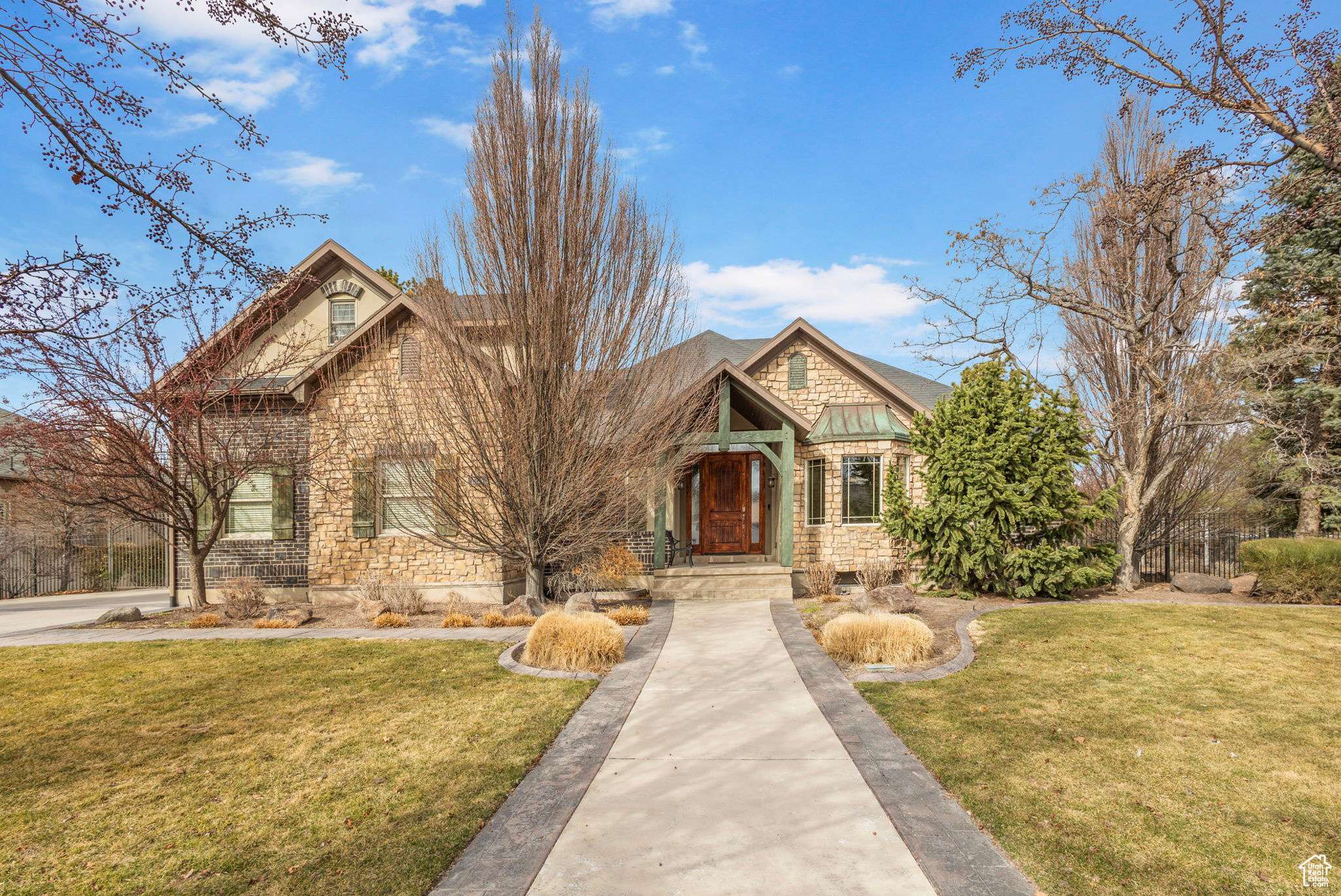 South Jordan, UT 84095,2216 W JORDAN HAVEN CT S
