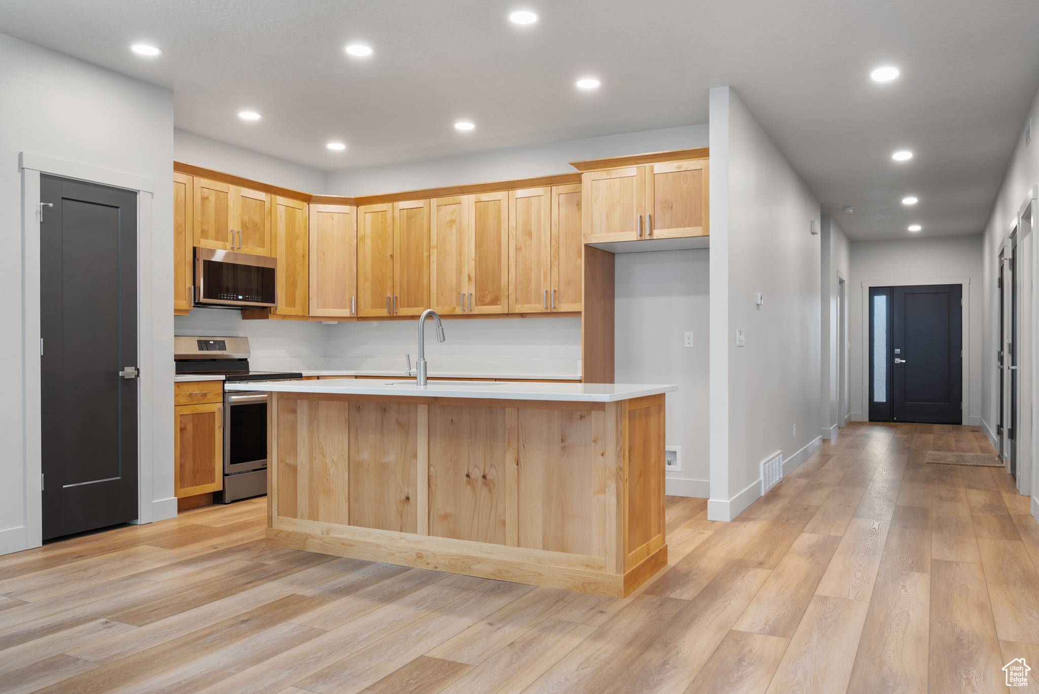 West Valley City, UT 84128,6325 W CAPE RIDGE LN