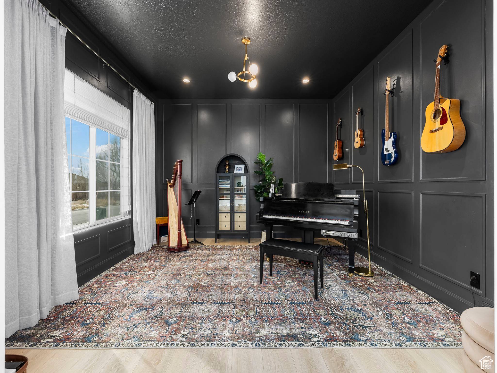 Lehi, UT 84043,786 S 350 E
