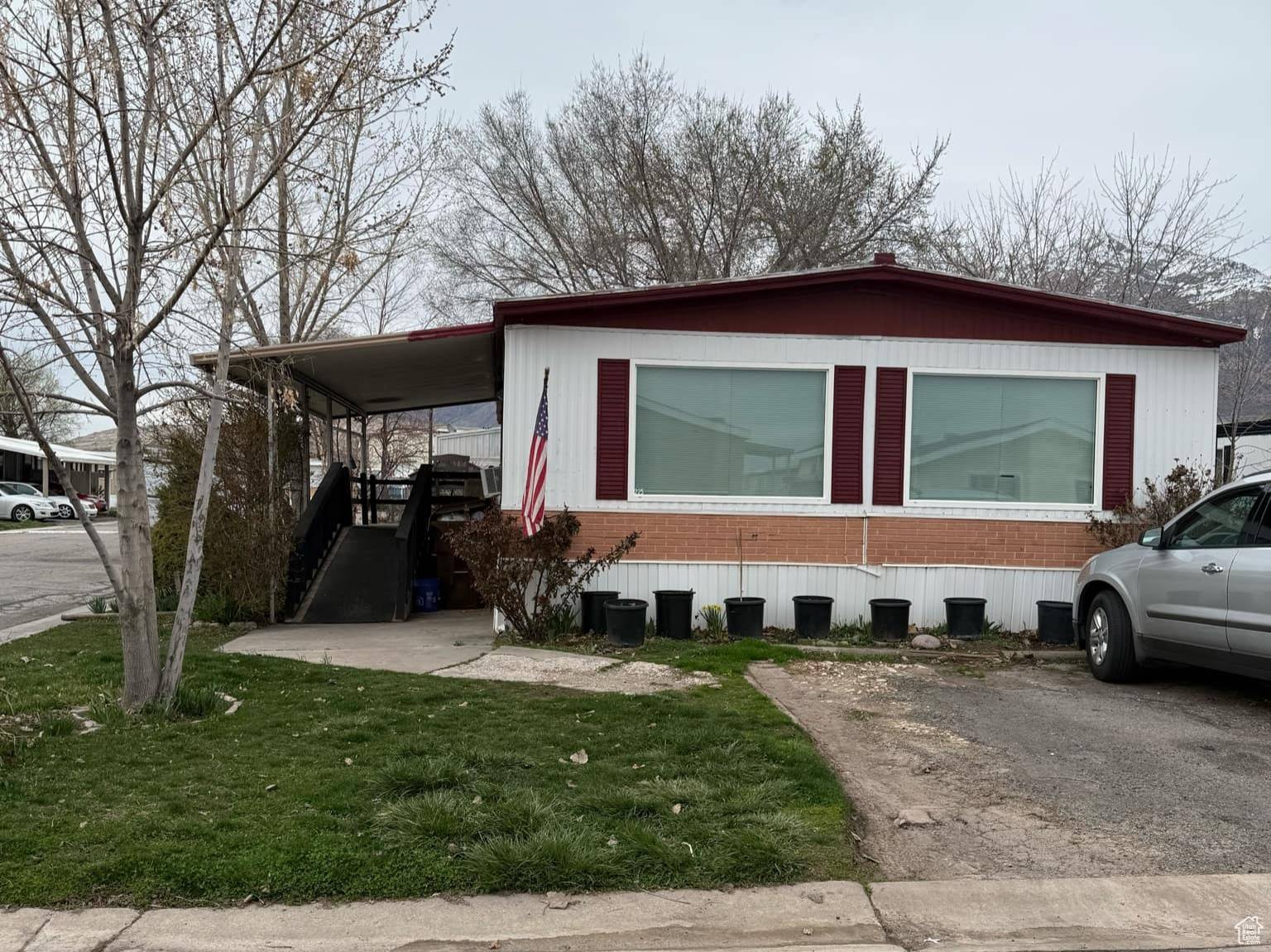 Pleasant View, UT 84404,2491 N HWY 89 E #225