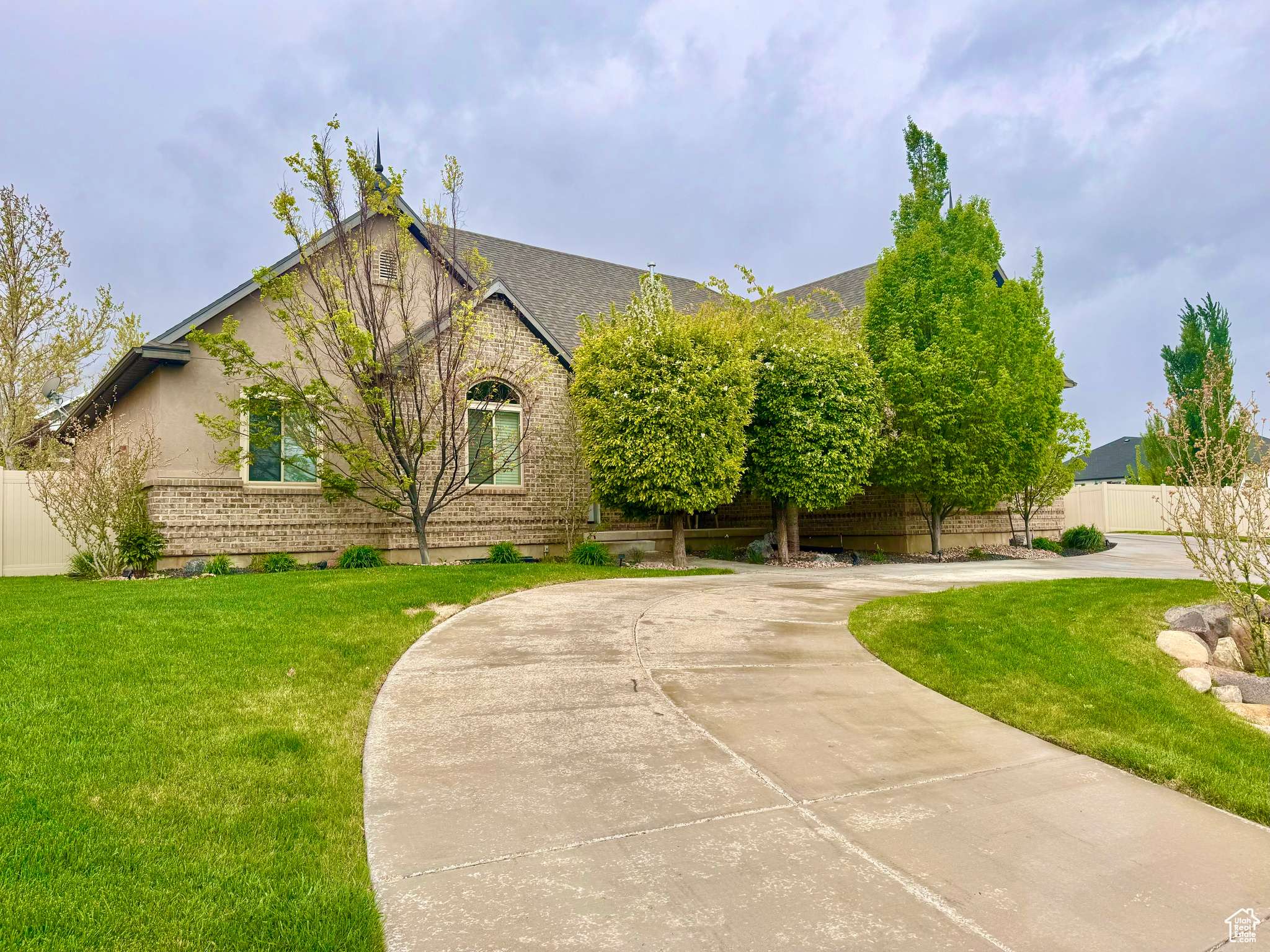 Saratoga Springs, UT 84045,3857 S WINDLASS RD W