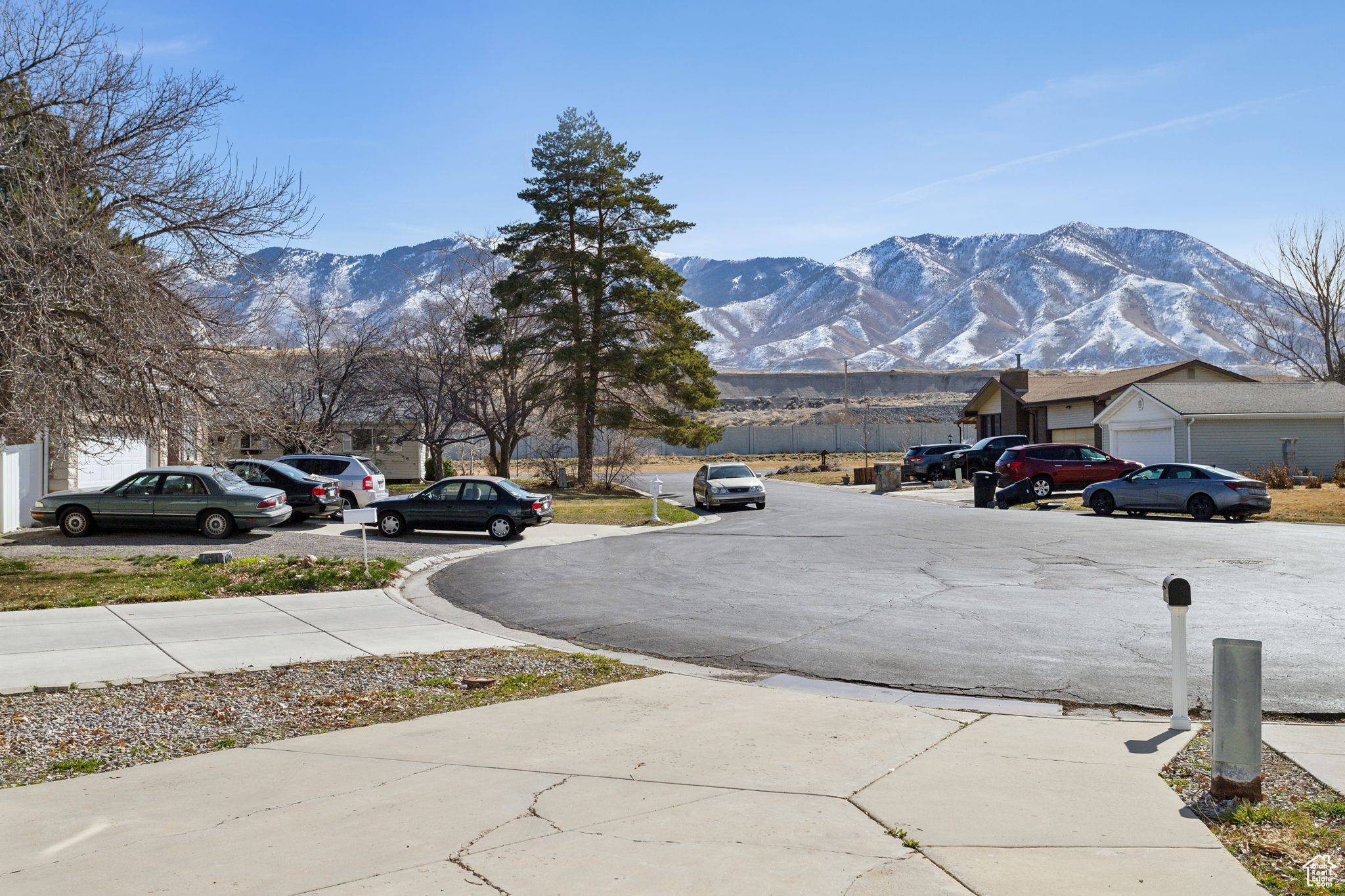 Stansbury Park, UT 84074,153 COUNTRY CLUB DR E