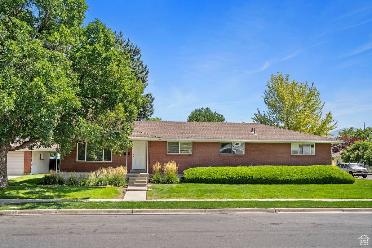 Salt Lake City, UT 84104,735 S CHEYENNE ST W