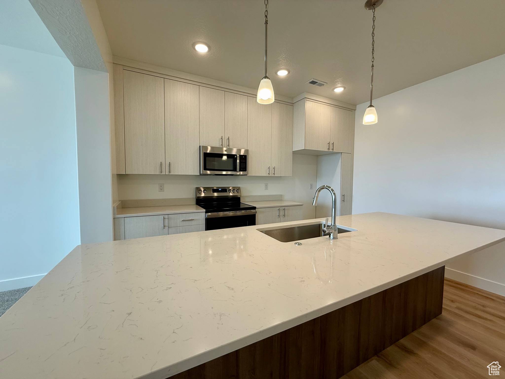 Nibley, UT 84321,3362 S 1010 W