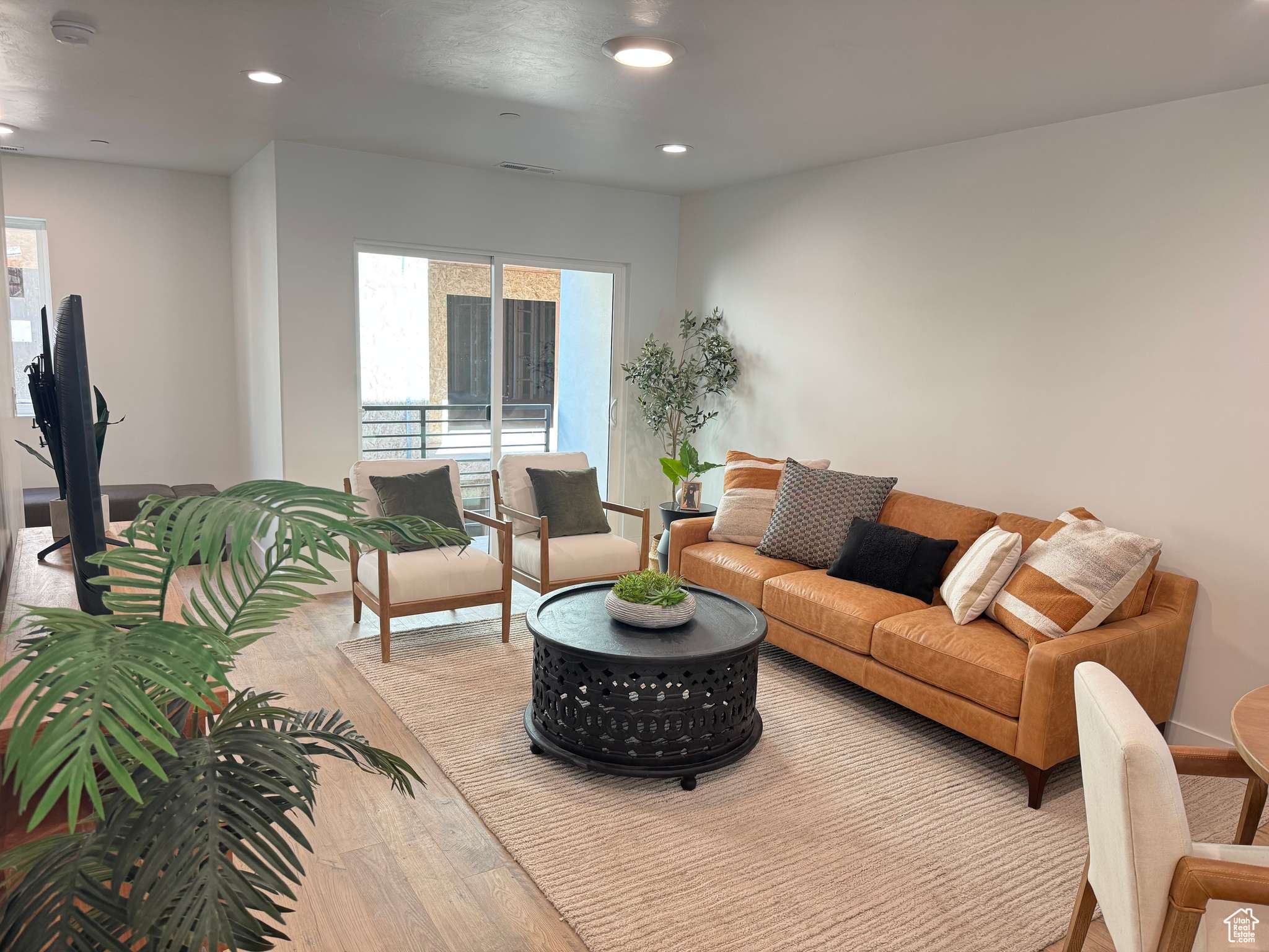 Salt Lake City, UT 84104,1590 S 900 W #902