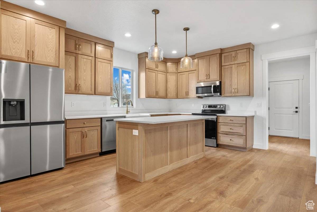 Springville, UT 84663,797 S GREENWAY DR