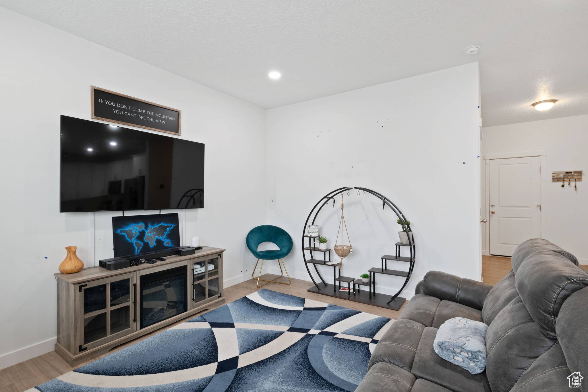 West Jordan, UT 84088,1643 W ROCKAWAY LN