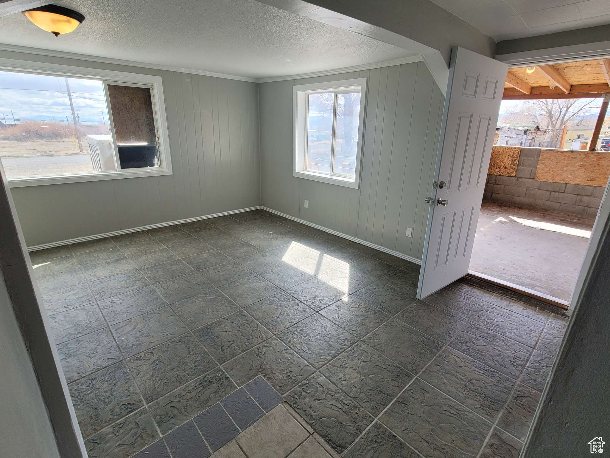 Wendover, UT 84083,250 8TH ST