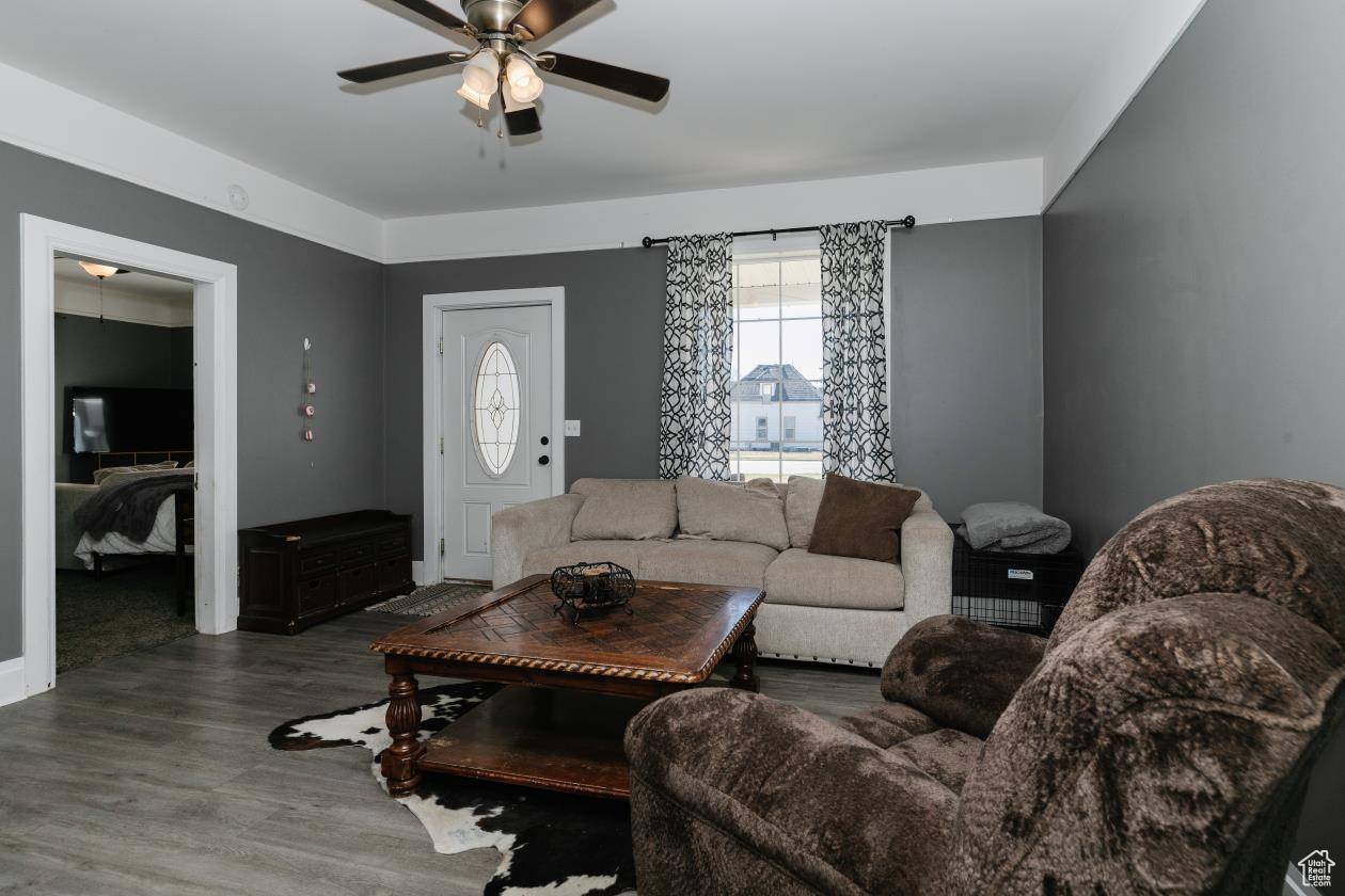 Preston, ID 83263,71 E 2ND N