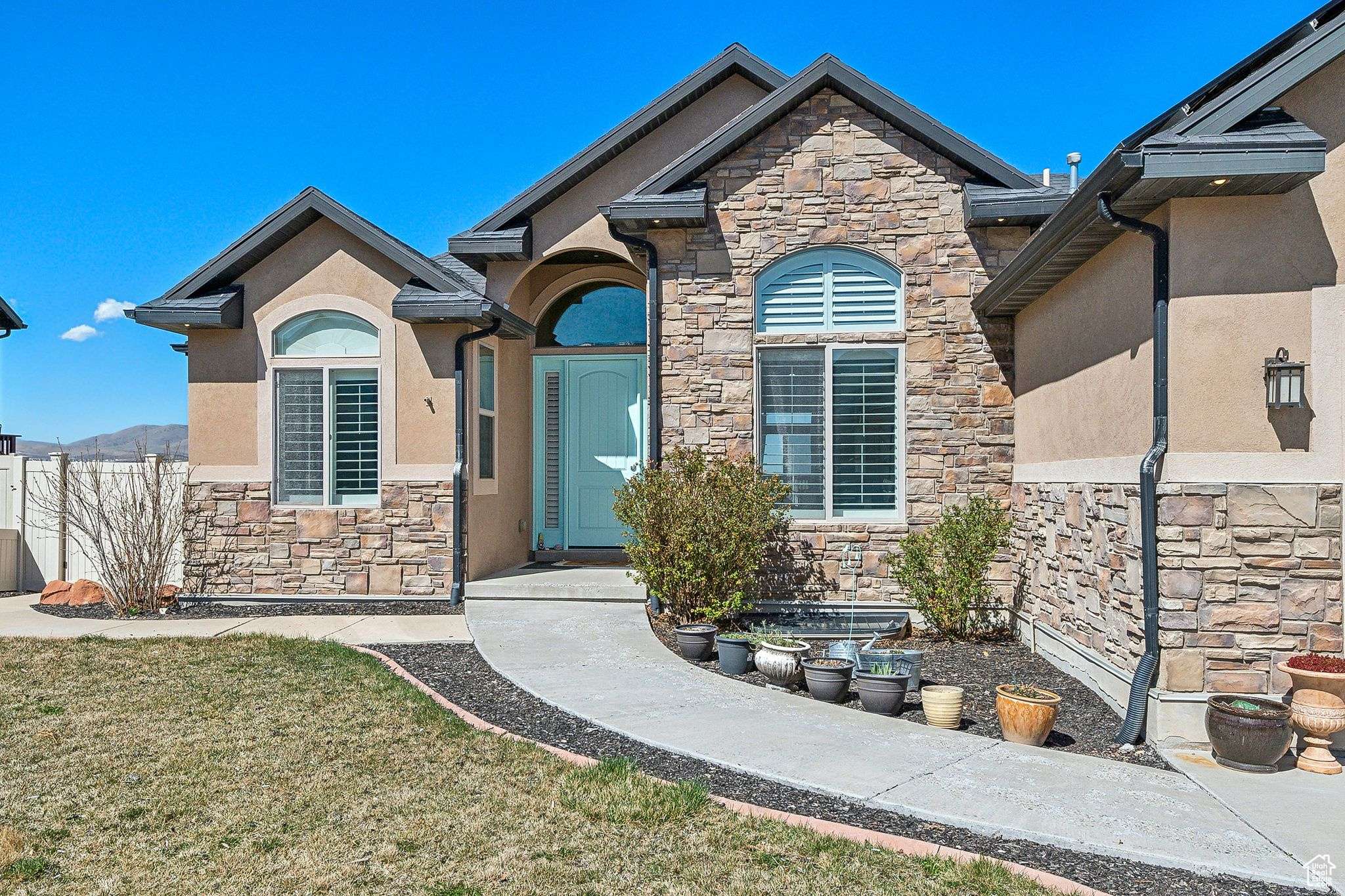 Saratoga Springs, UT 84045,732 W MEADOW SIDE DR S