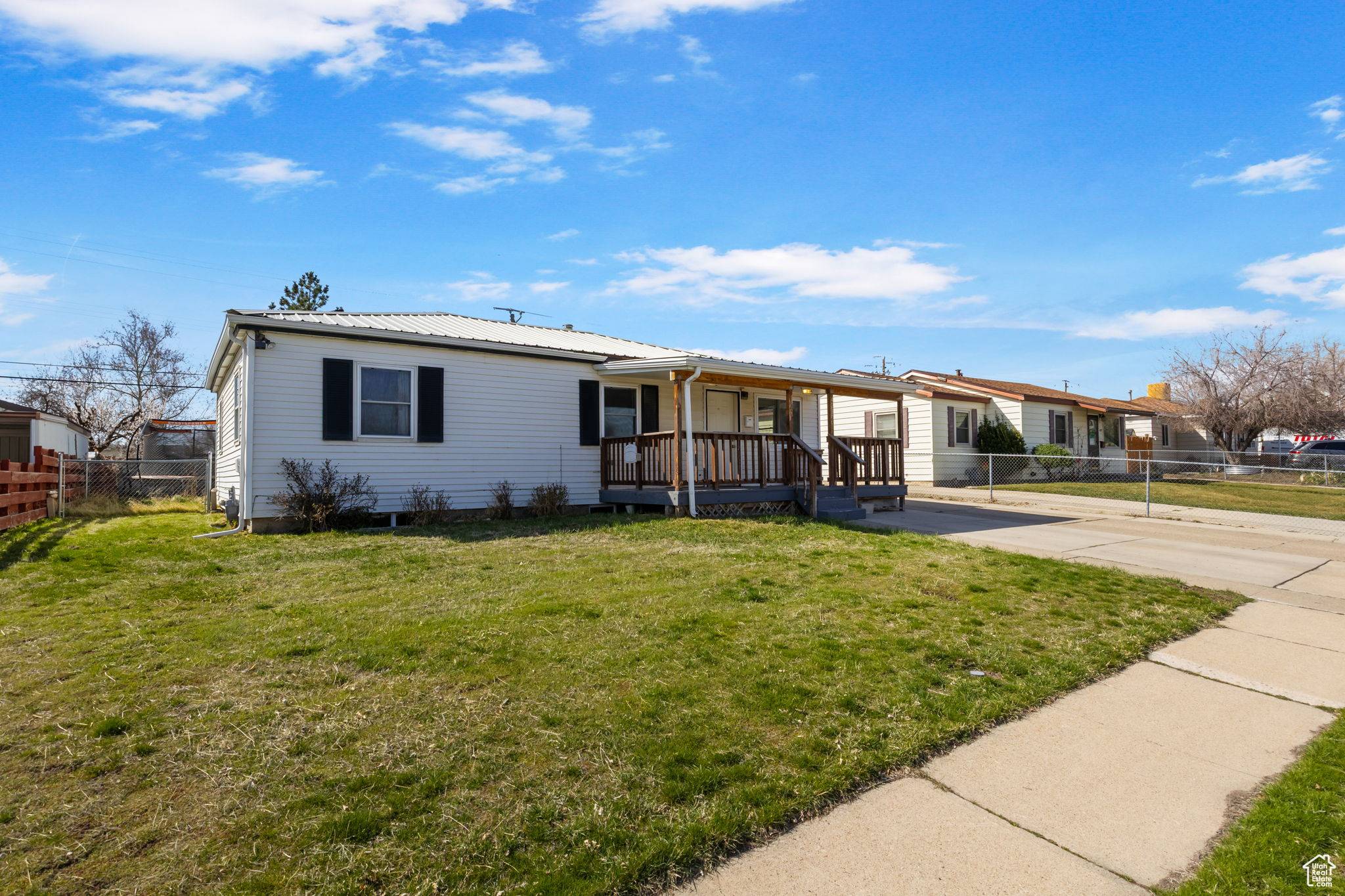 Kearns, UT 84118,4217 W 5780 S