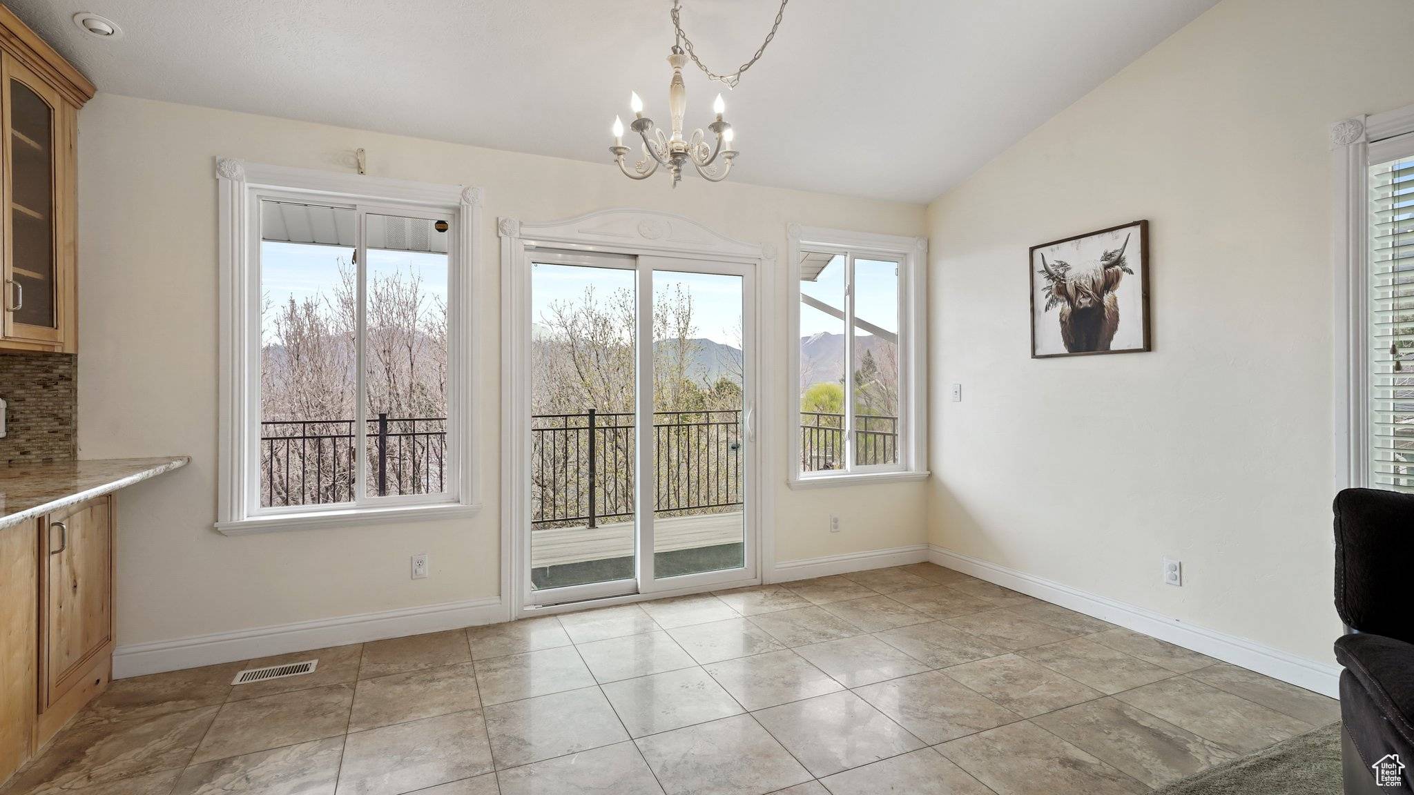Spanish Fork, UT 84660,2484 OAKRIDGE DR