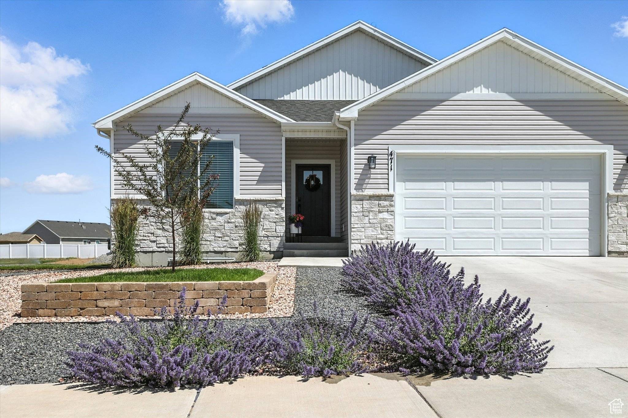 Hyrum, UT 84319,471 E 600 S