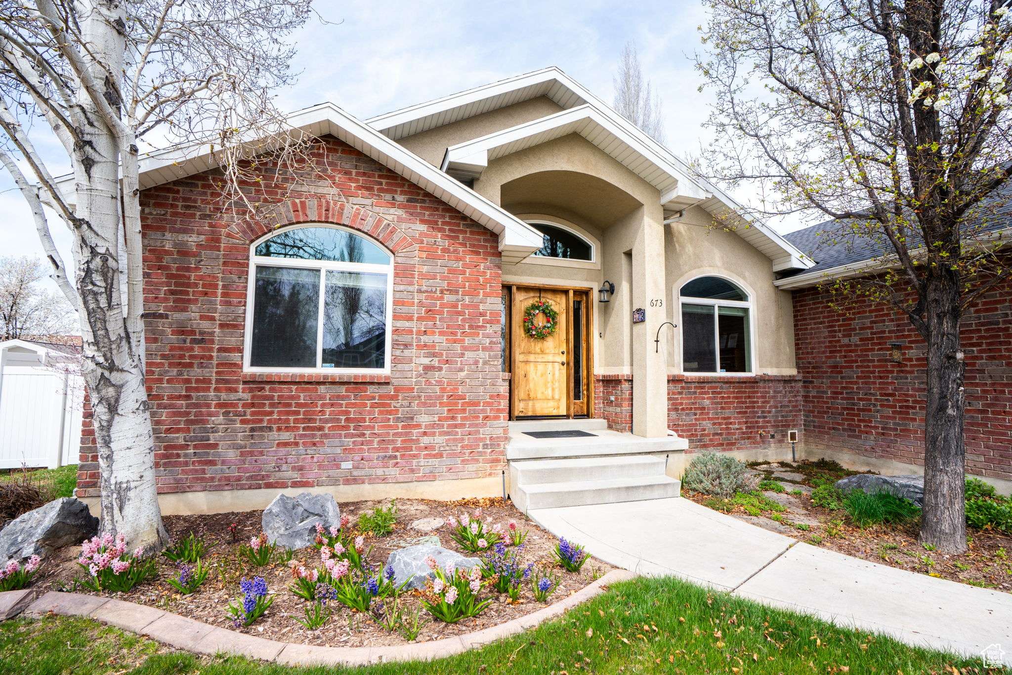 Pleasant Grove, UT 84062,673 E 630 N
