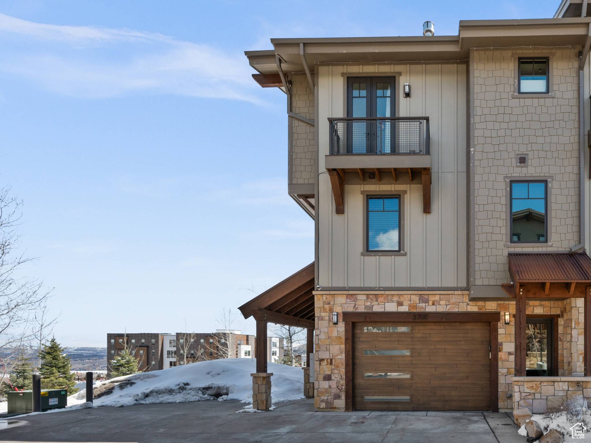 Park City, UT 84098,3700 BLACKSTONE DR #9