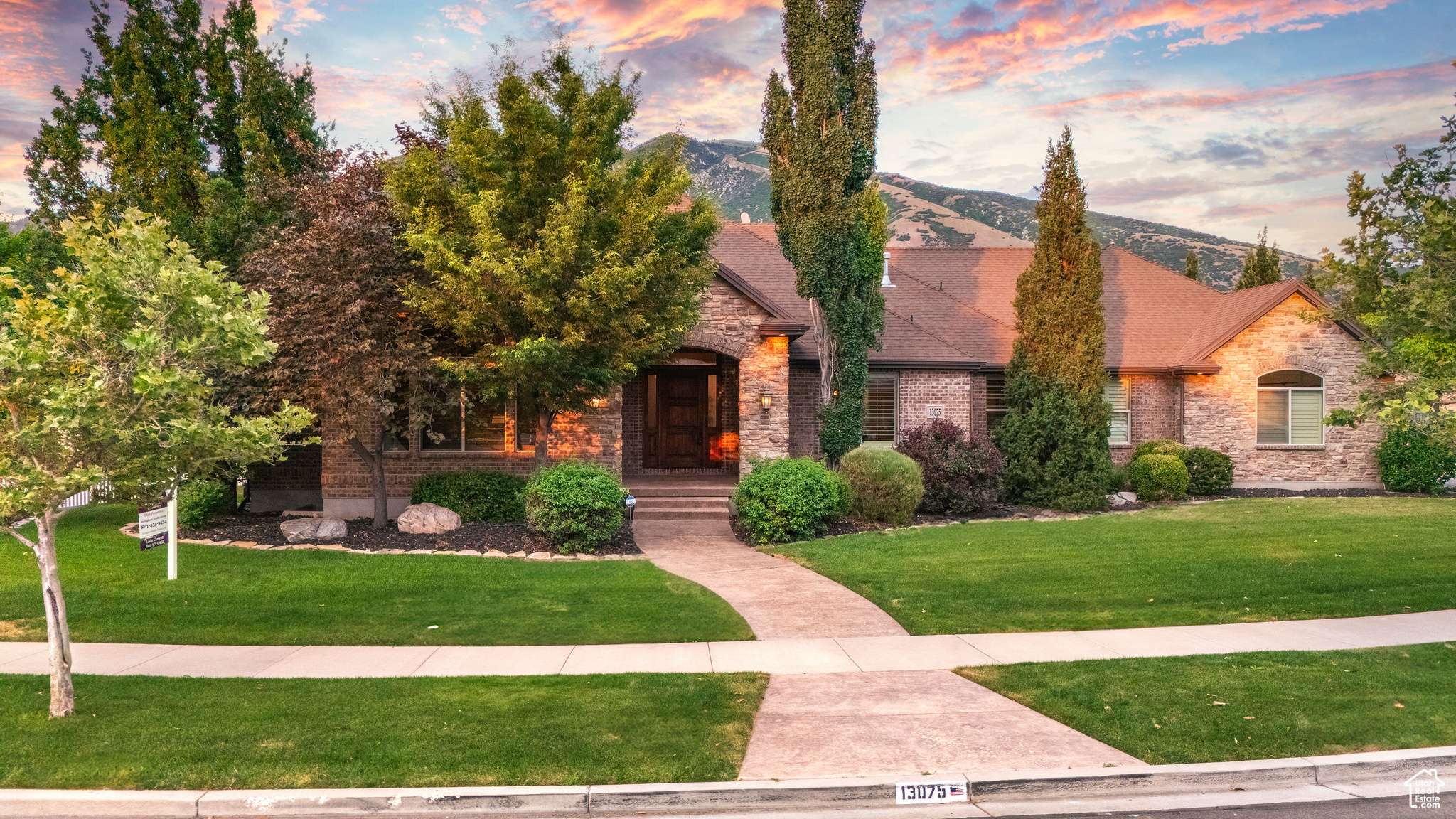 Draper, UT 84020,13075 S SUMMERHARVEST DR E