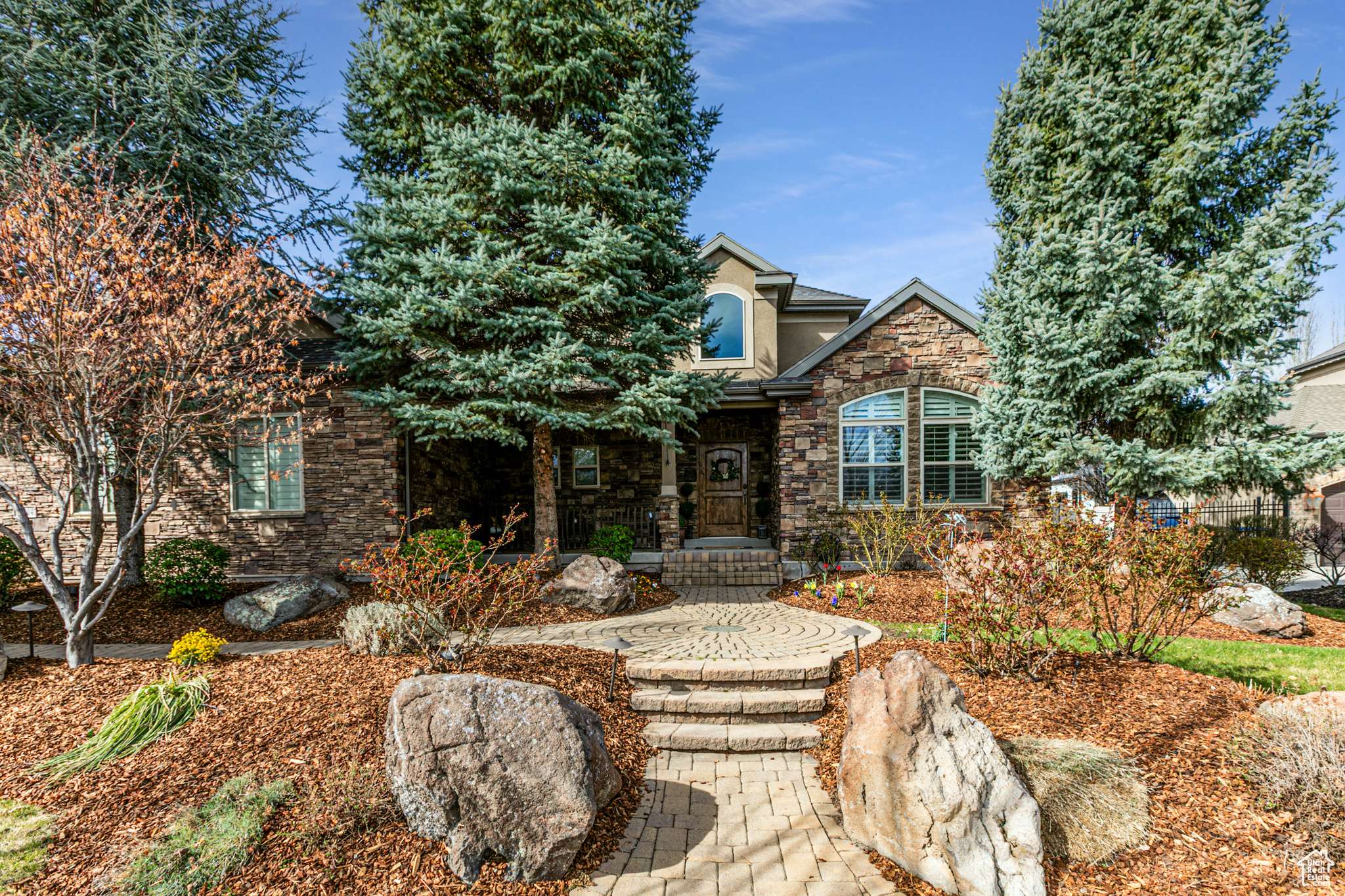 Draper, UT 84020,13204 S NEWPORT DAWN DR