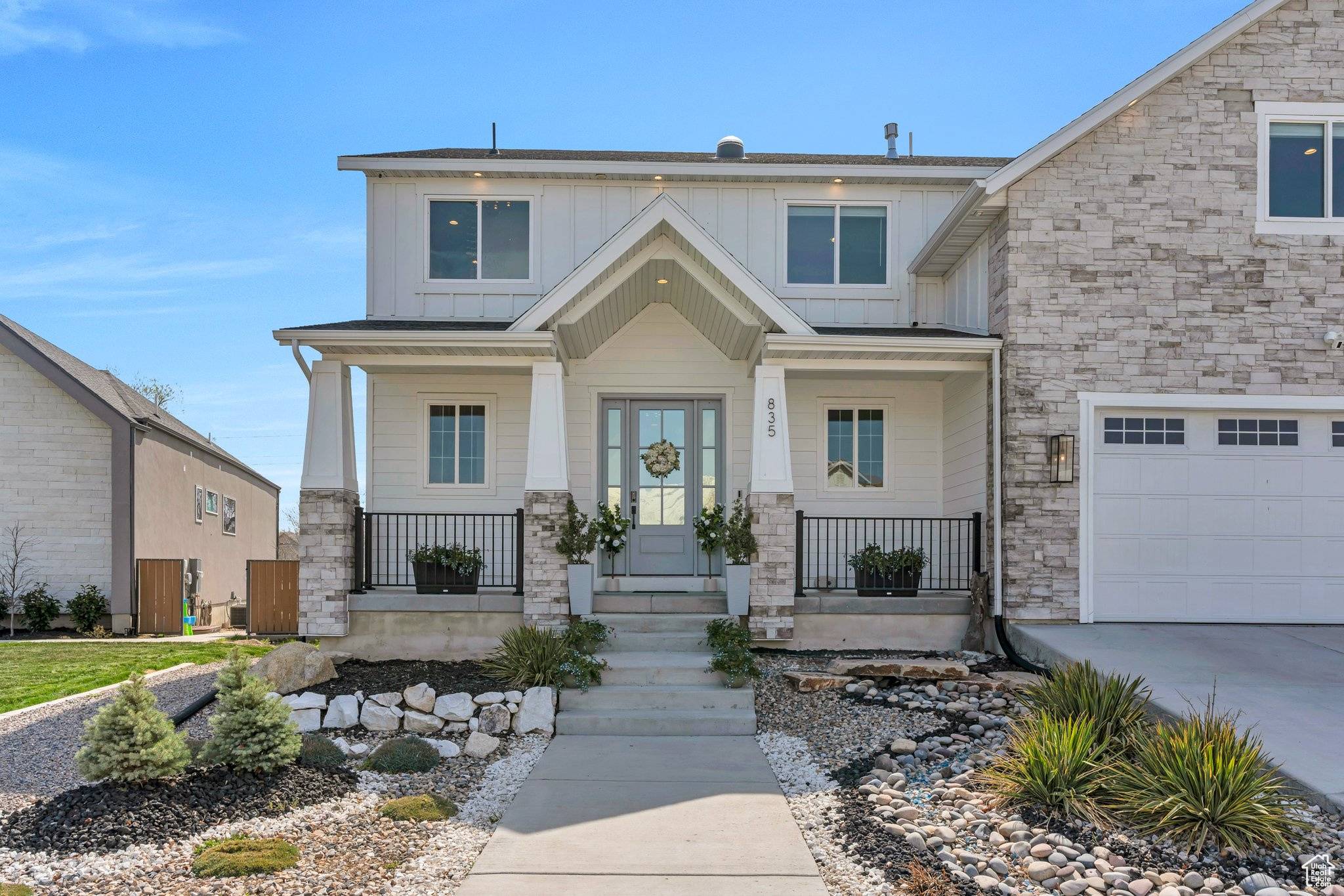 Lehi, UT 84043,835 W CHARLOTTE ST