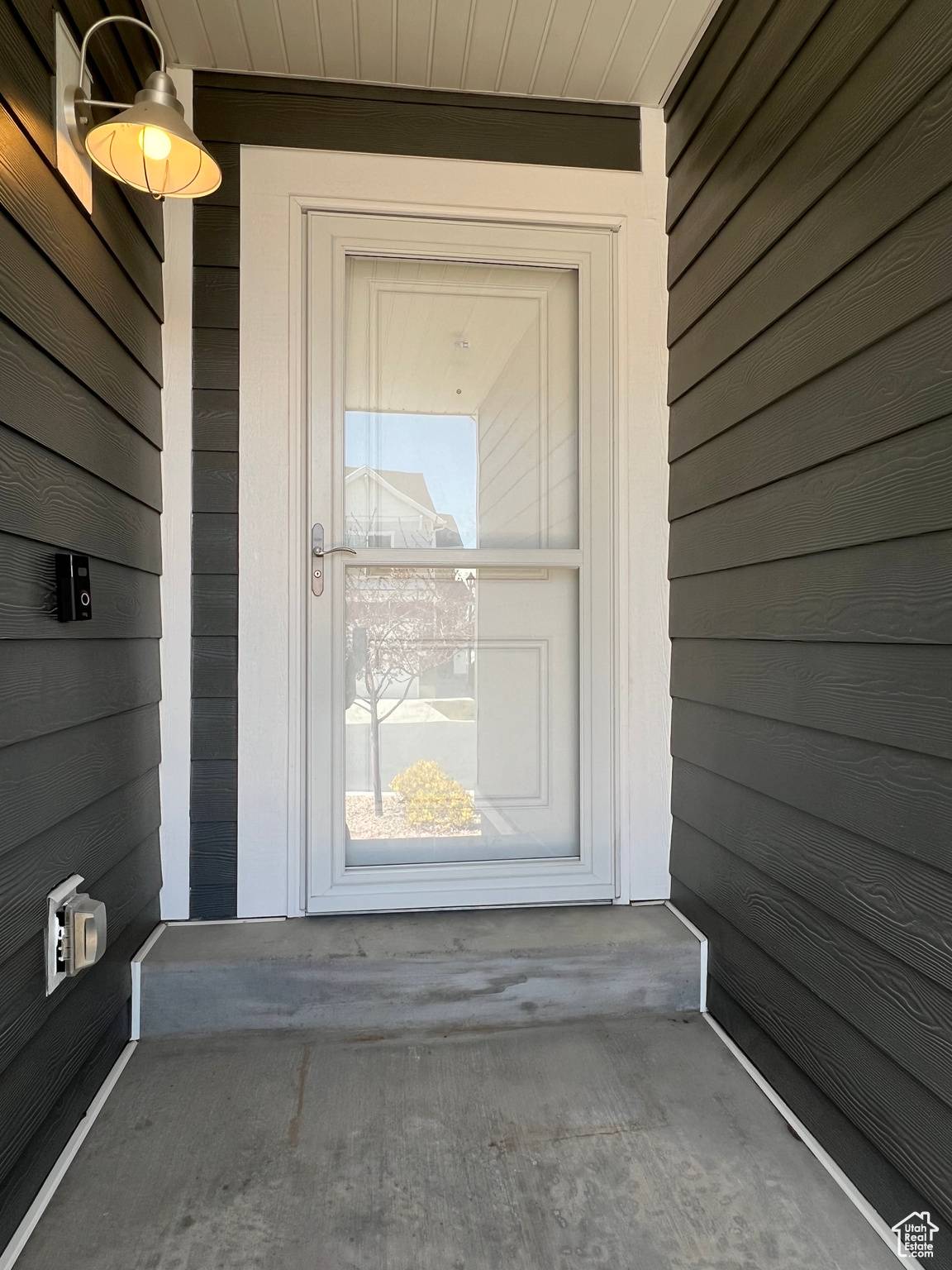 Saratoga Springs, UT 84045,431 S FOX CHASE LN