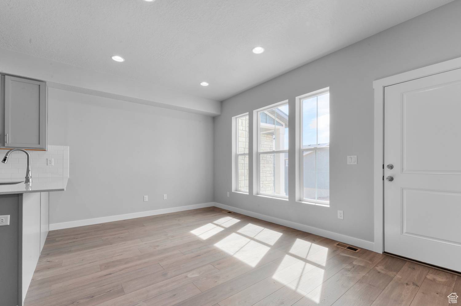 West Jordan, UT 84081,6566 W RAYNOLDS PEAK WAY