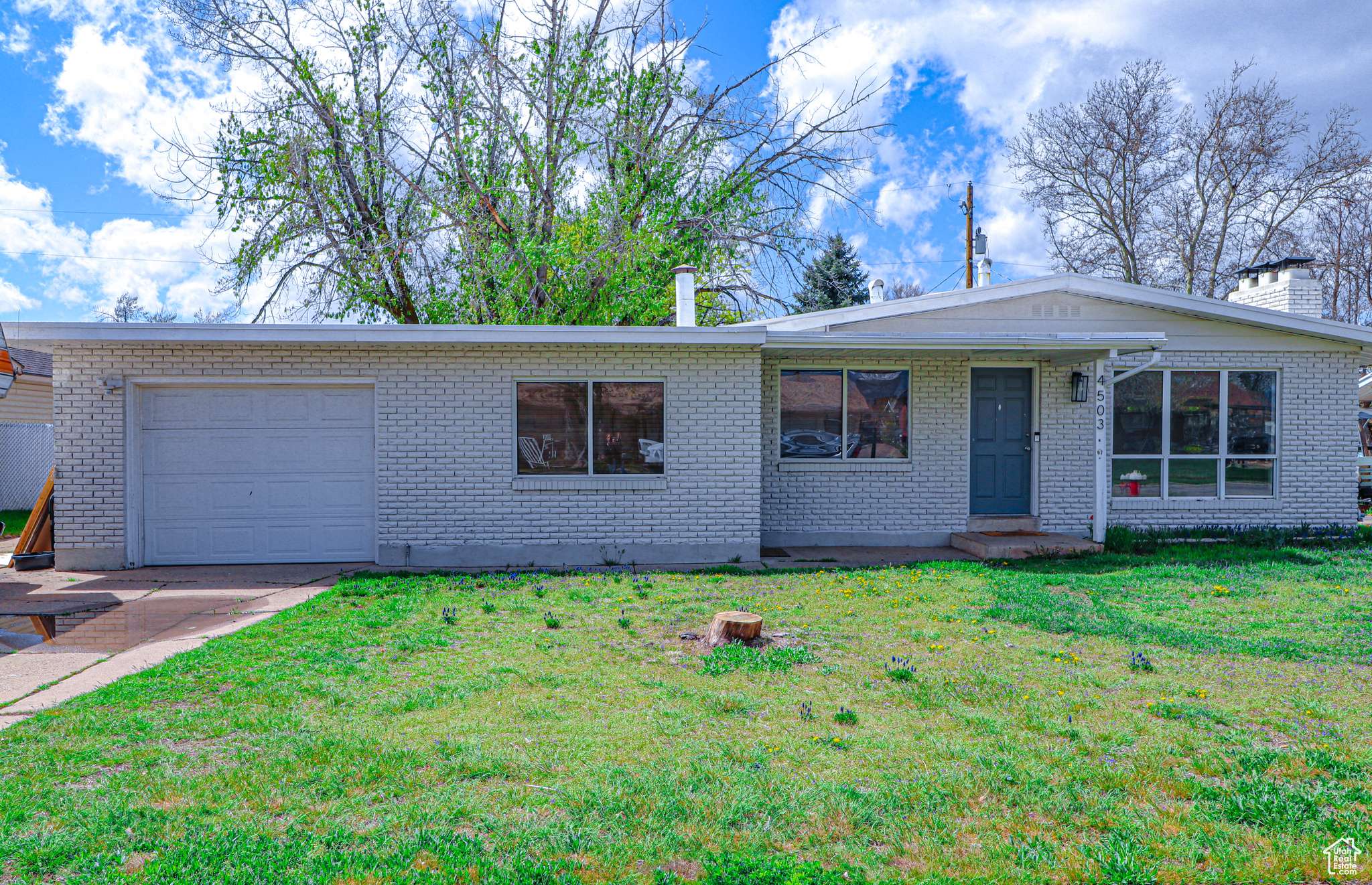 Roy, UT 84067,4503 S 2025 W