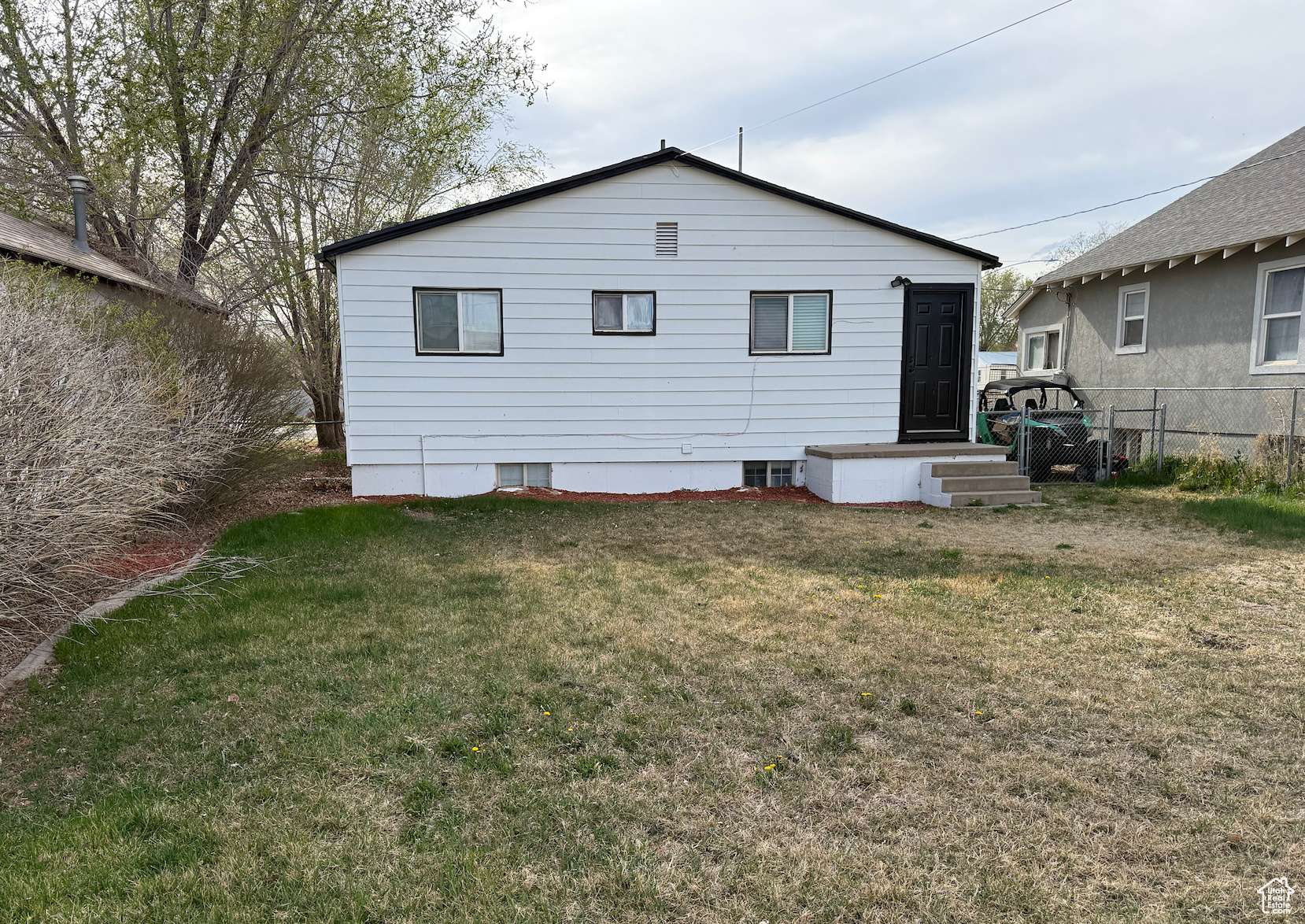 Roosevelt, UT 84066,123 S 100 E