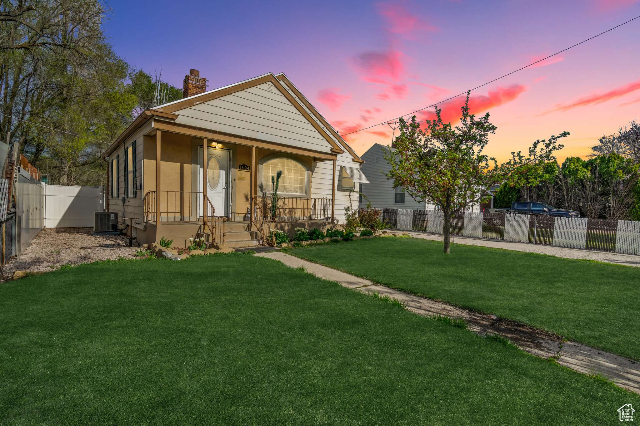 Ogden, UT 84404,1604 CHILDS AVE