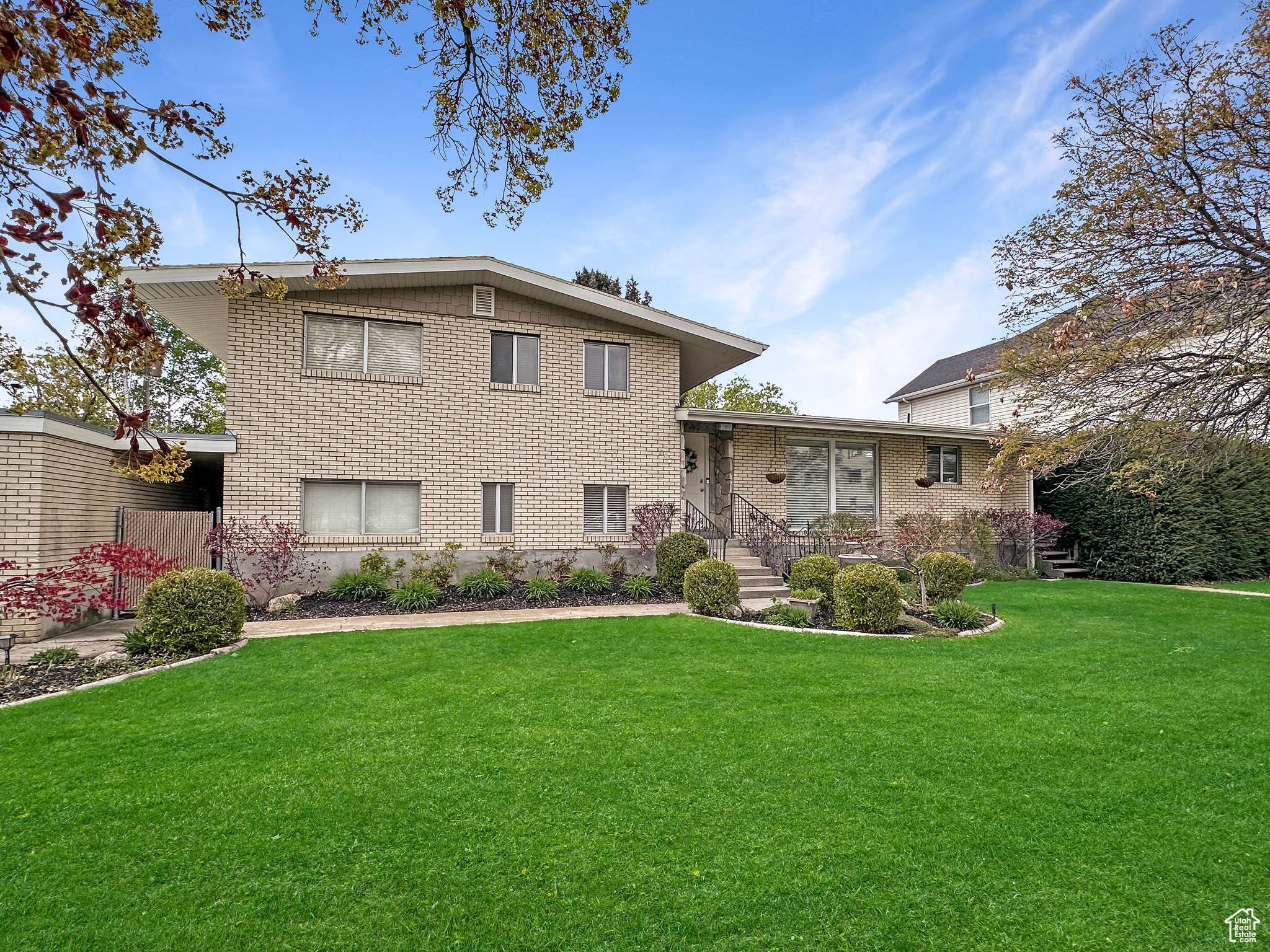 Orem, UT 84097,298 S PALISADES DR