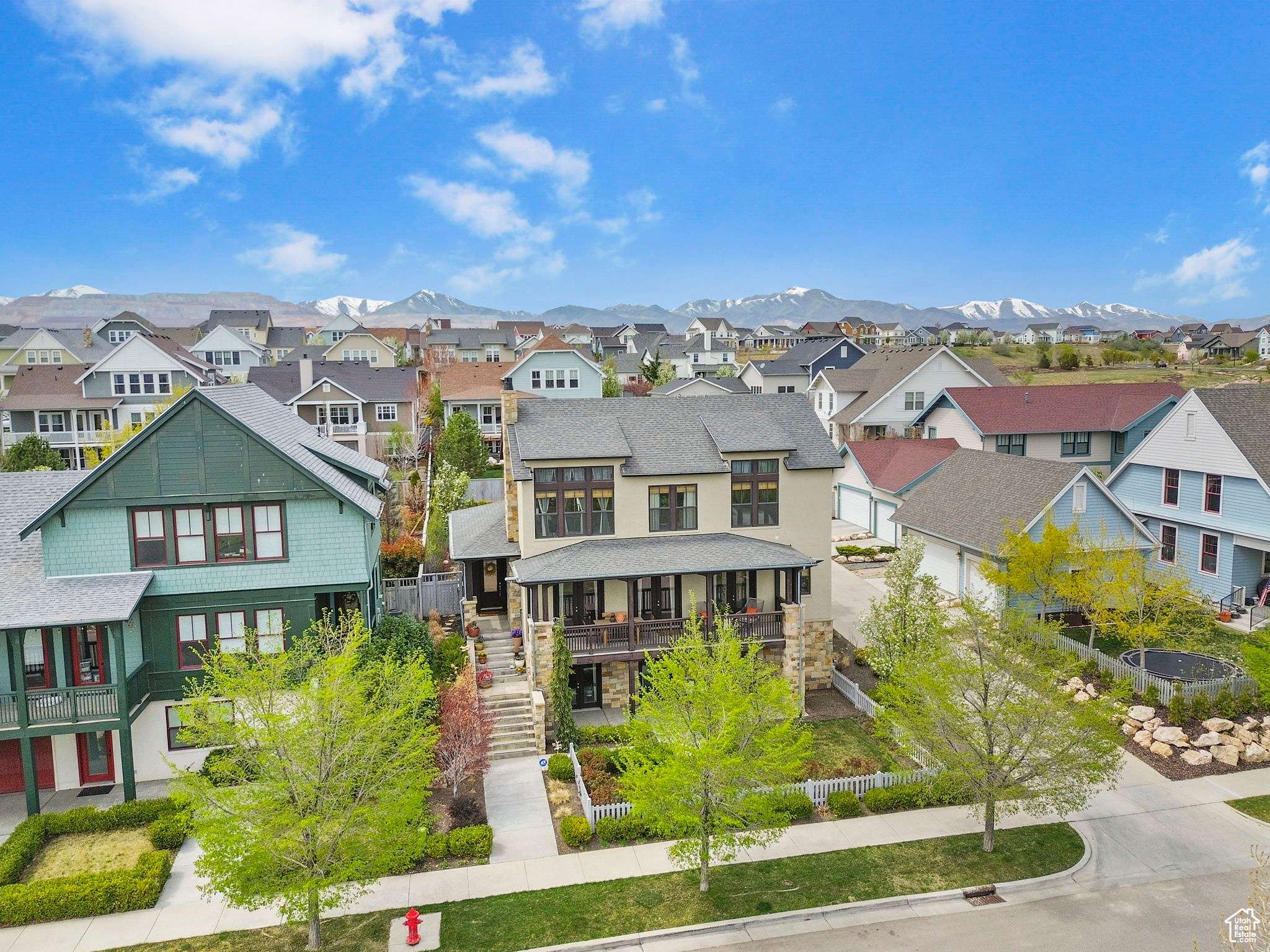 South Jordan, UT 84009,10566 S LAKE AVE