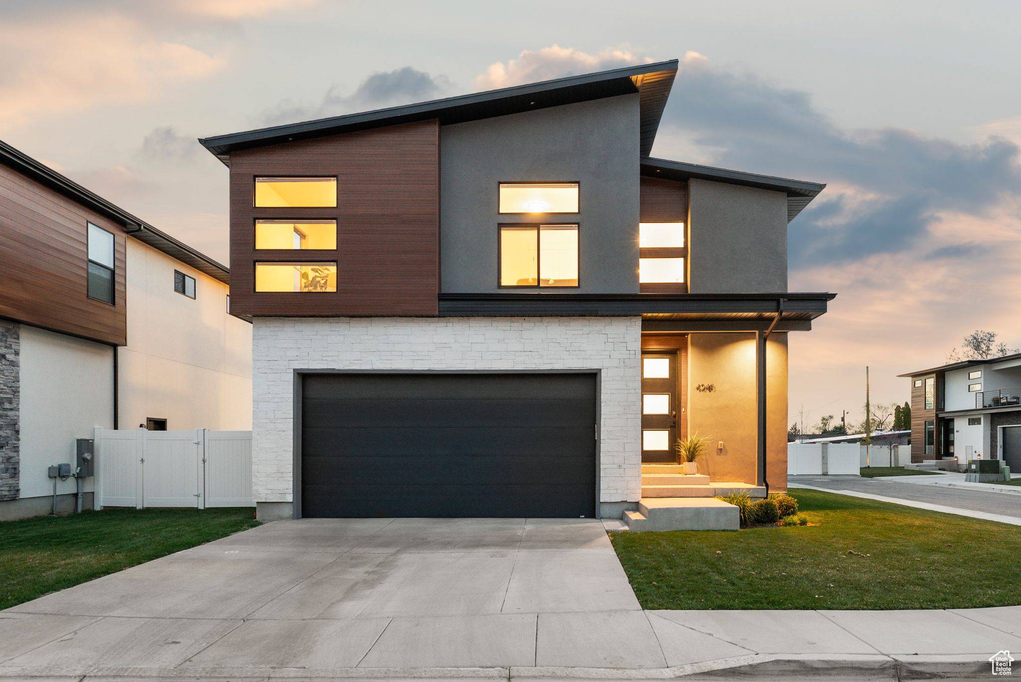 Millcreek, UT 84107,4248 S VALENTINA BAY