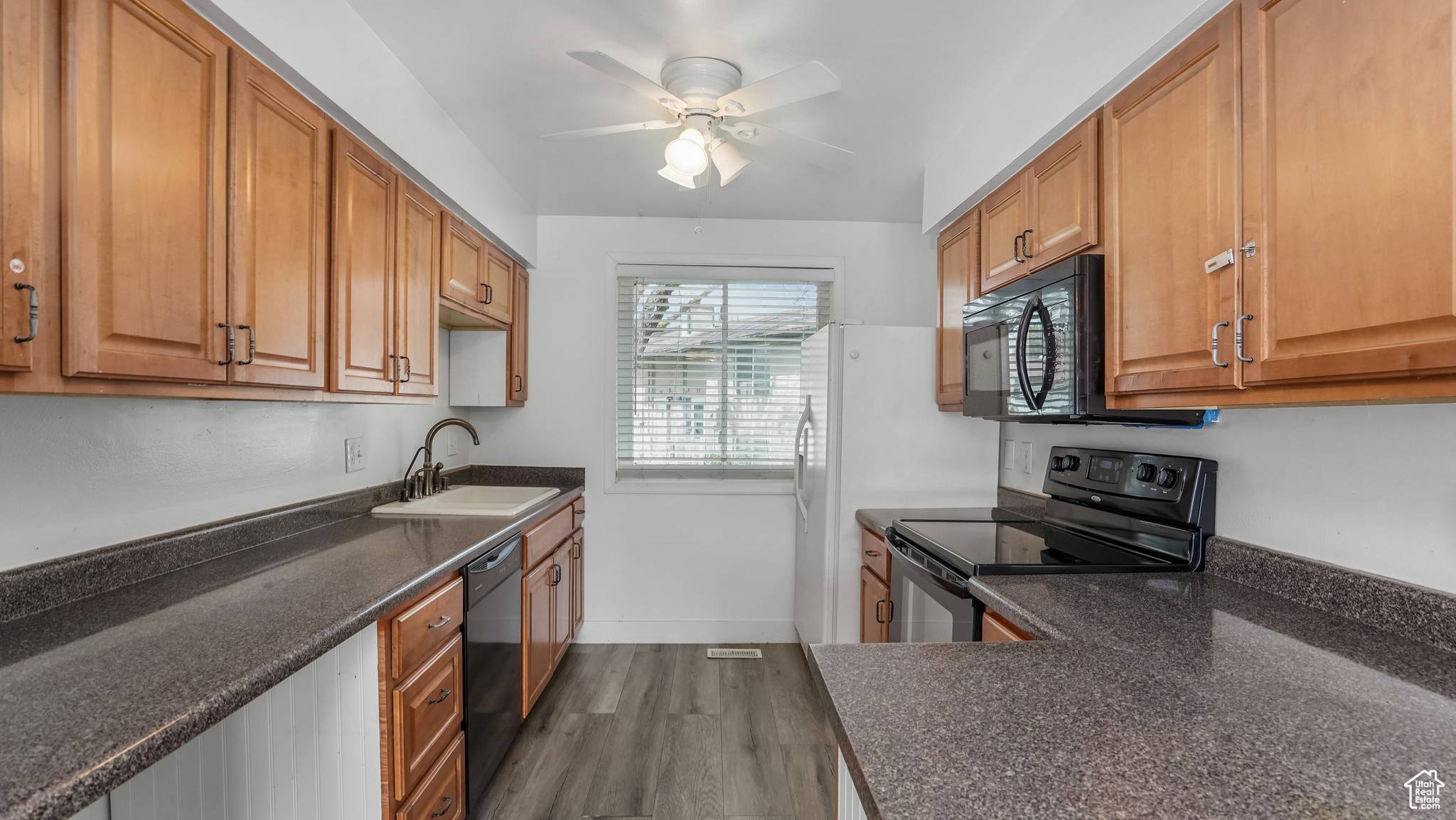 West Jordan, UT 84088,22 W LA VISTA DR S