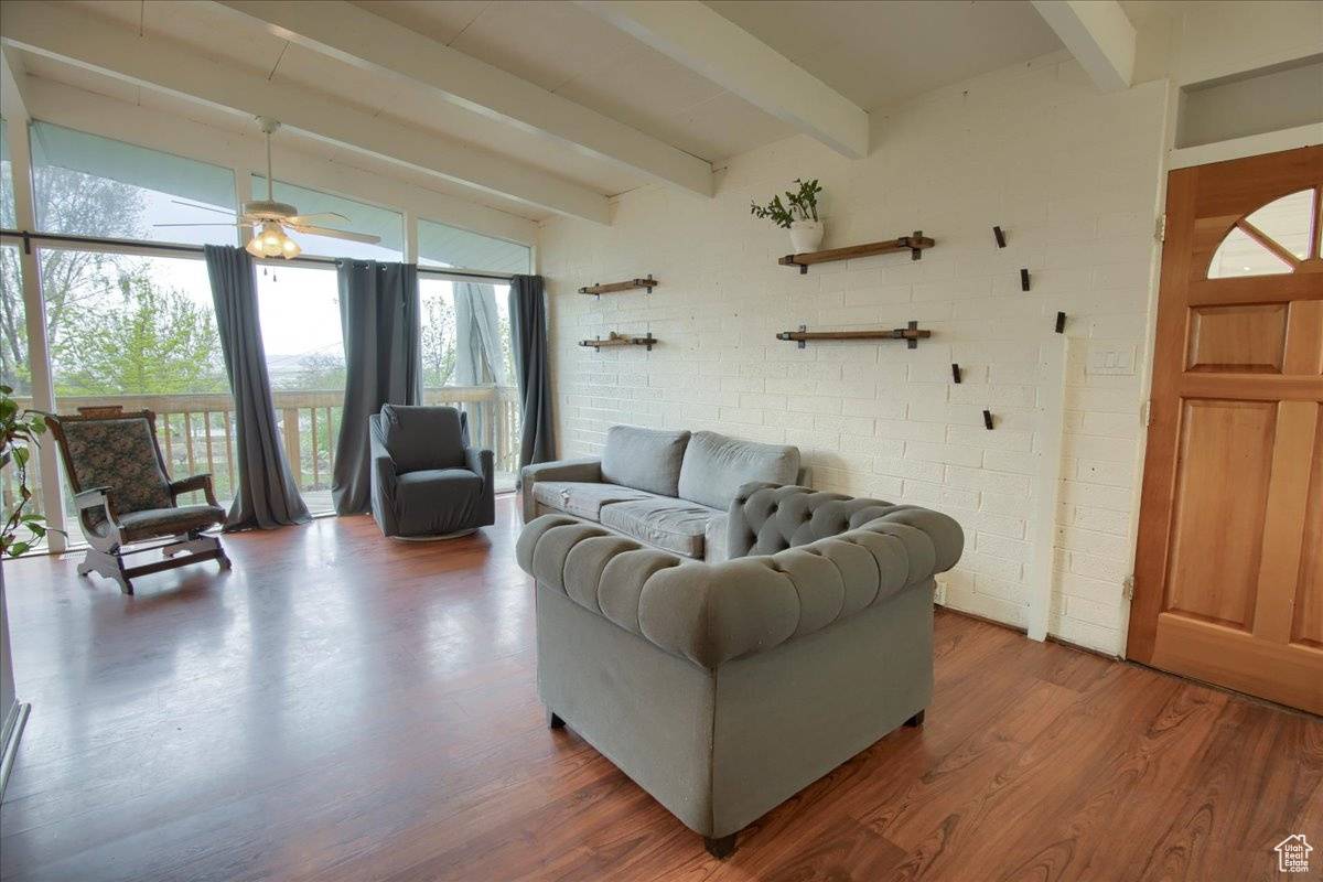 Bountiful, UT 84010,2854 S 300 W