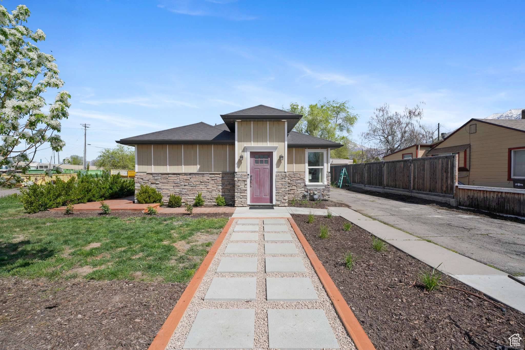 Provo, UT 84601,1070 W 100 S