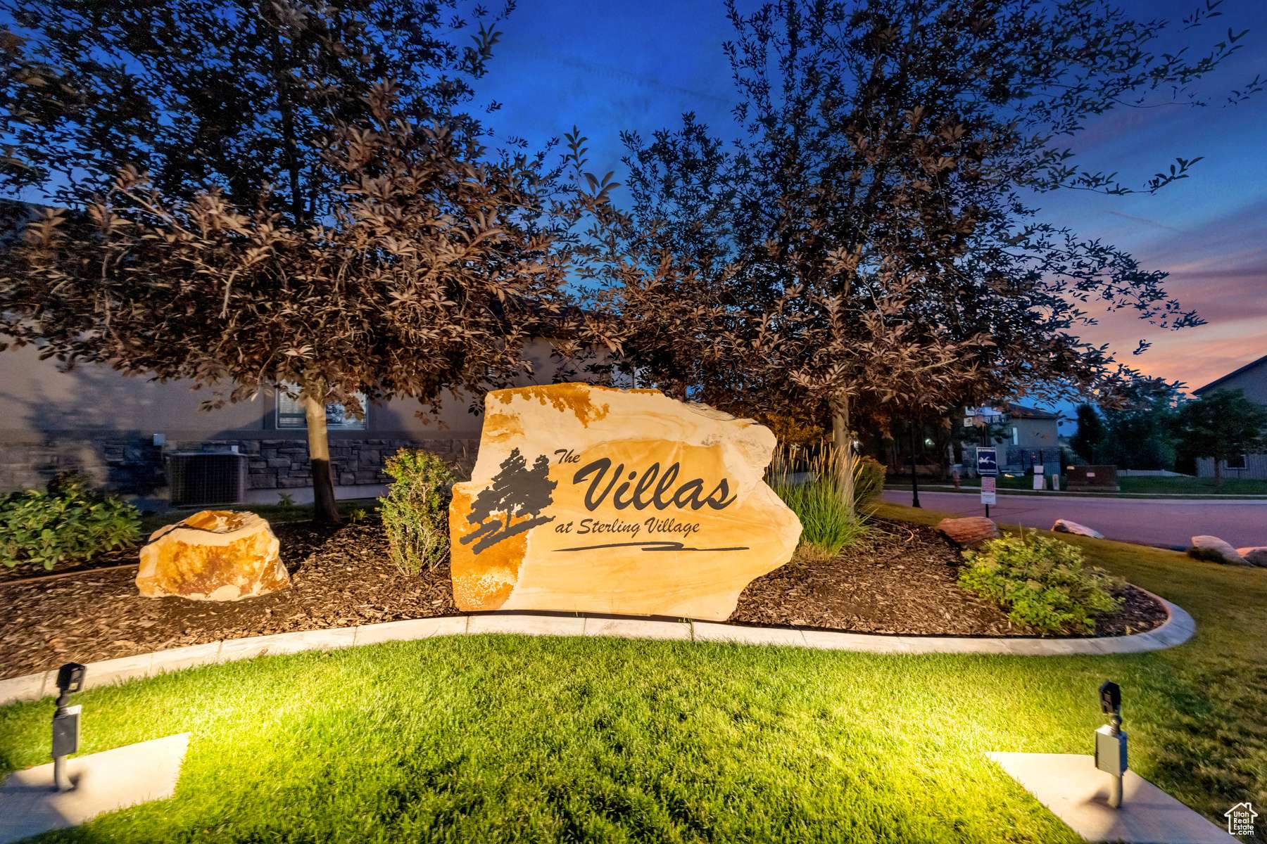South Jordan, UT 84095,11113 S CADBURY DR