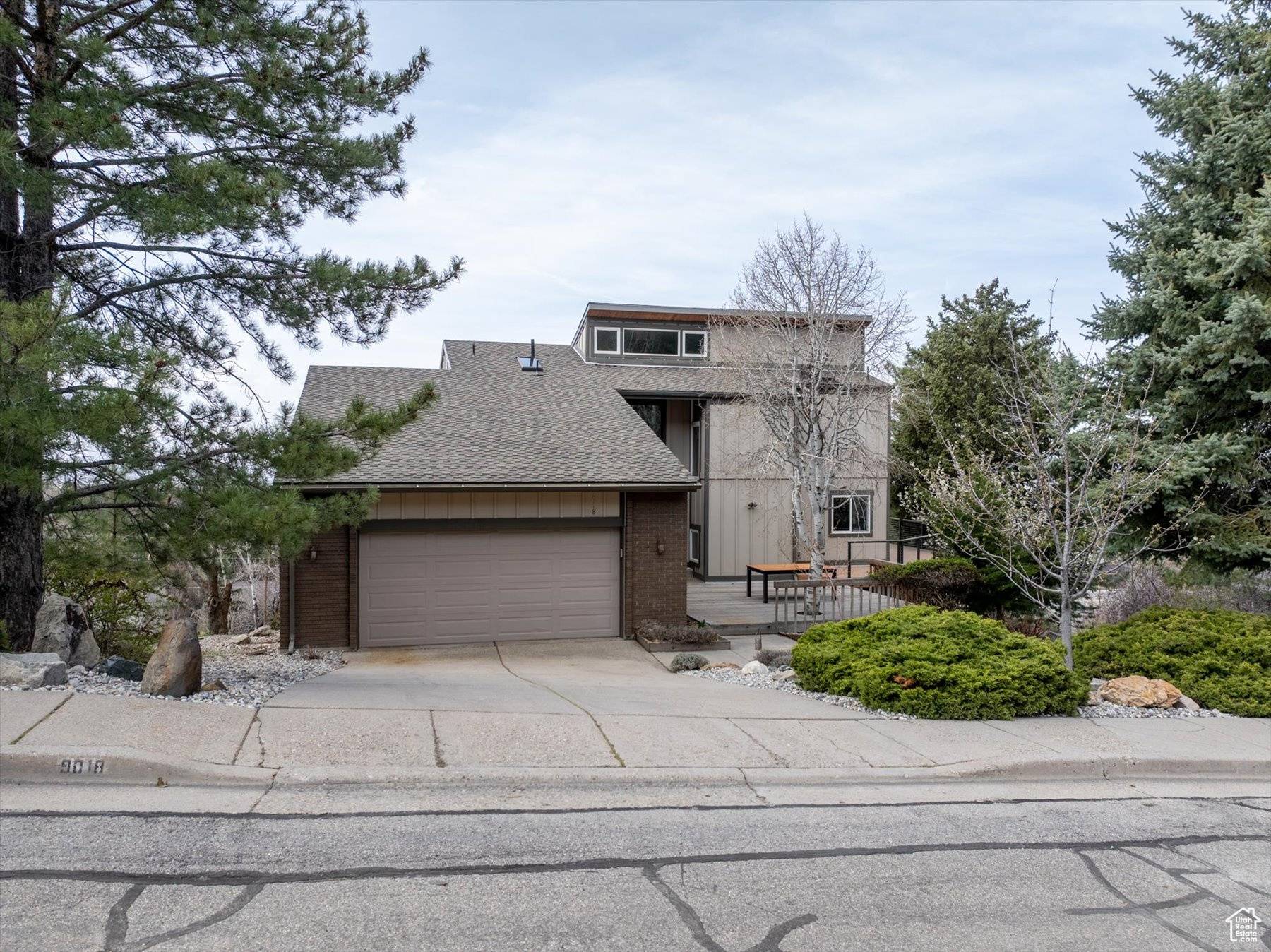 Cottonwood Heights, UT 84121,9018 S KINGS HILL PL E