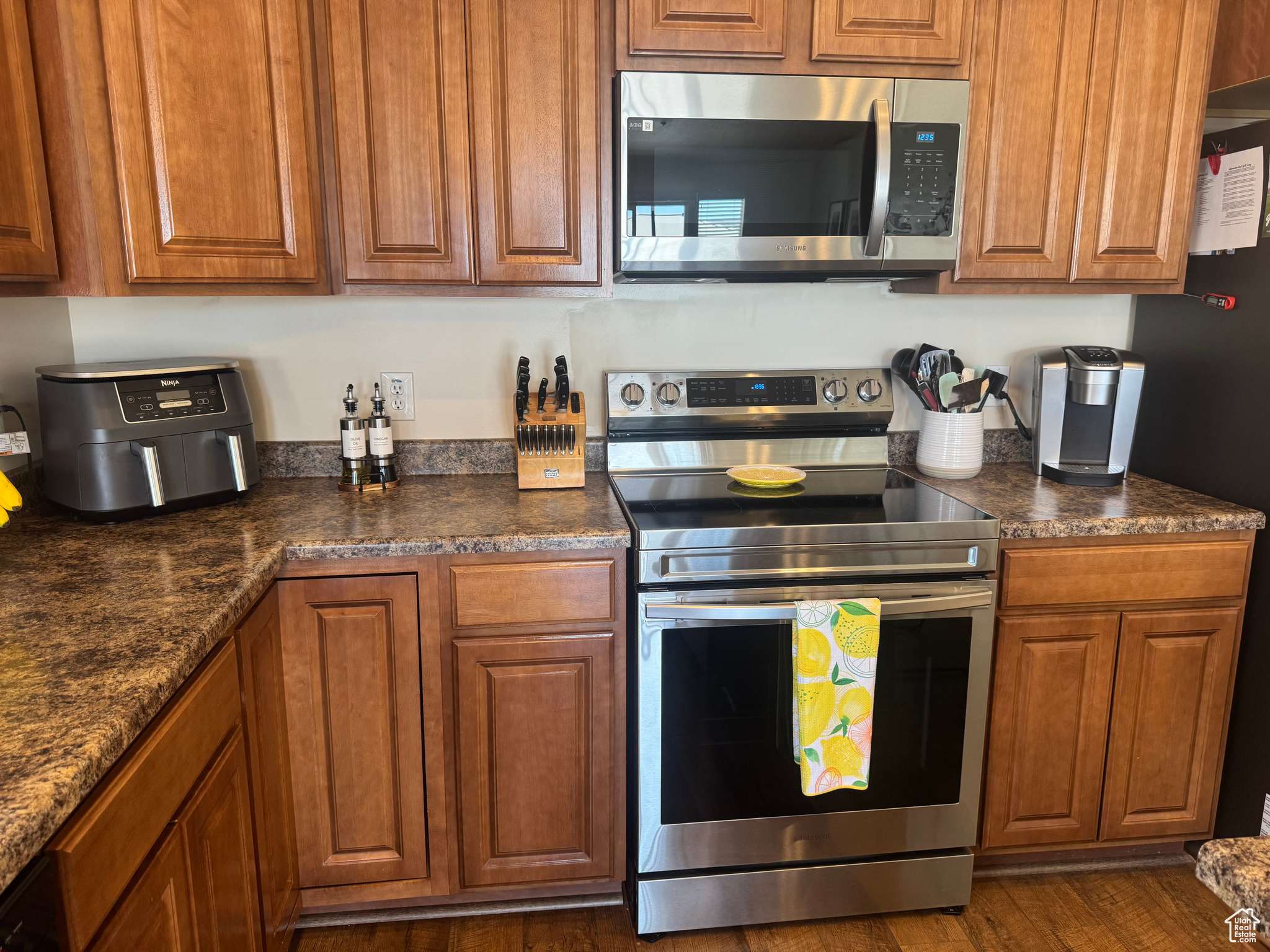 West Jordan, UT 84081,6576 W OAK BRIDGE DR